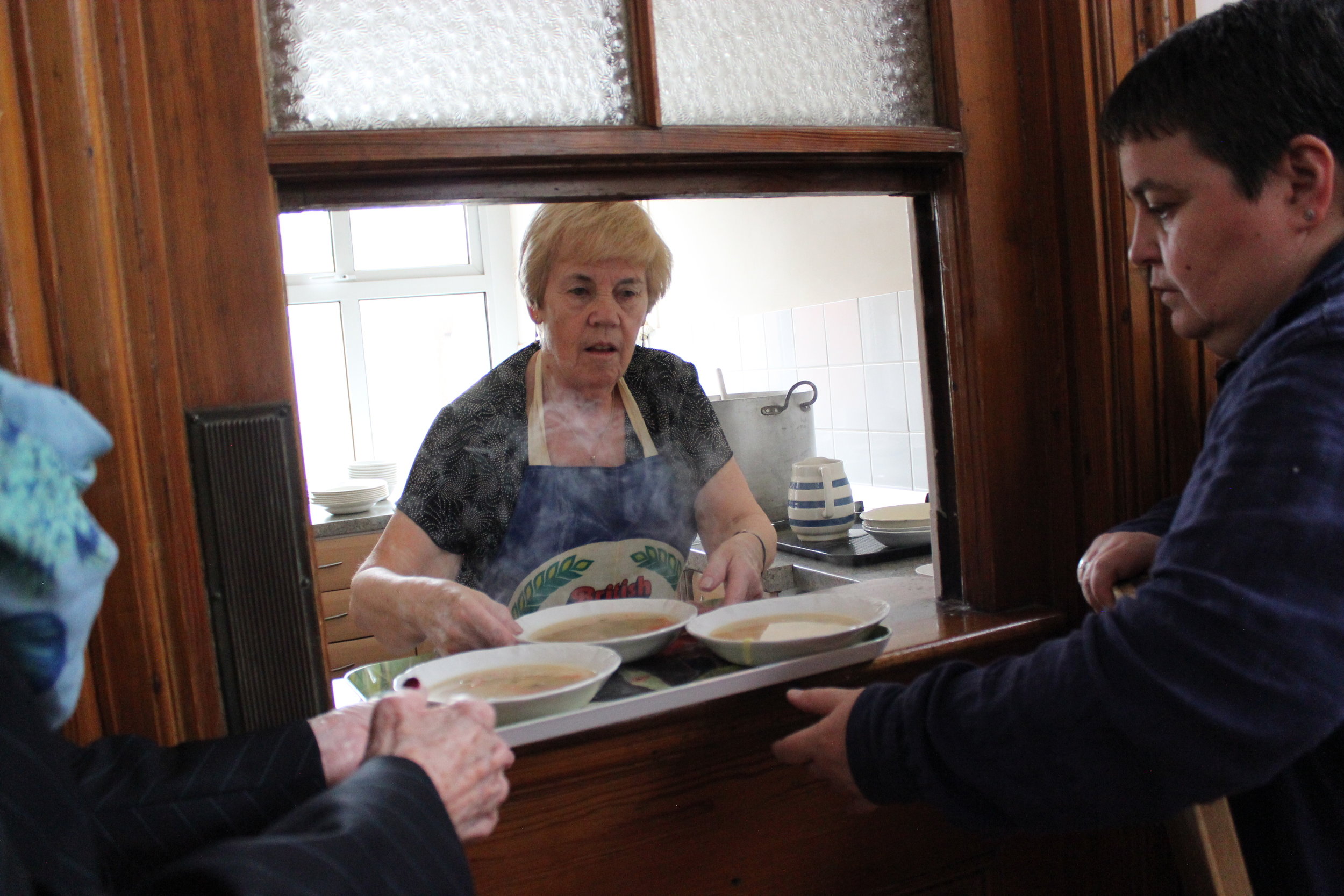 Swper Gŵyl Dewi. Prif westai – Mair Long.