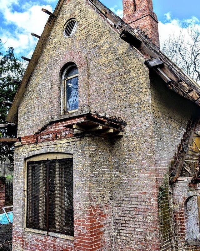 After years of neglect, the quaint Gardeners Cottage at Clifton is getting a second act.  Photo Credit: Fred Lohn #cliftonmansion #restorebaltimore #baltimoresun #historicrestoration #johnshopkins
