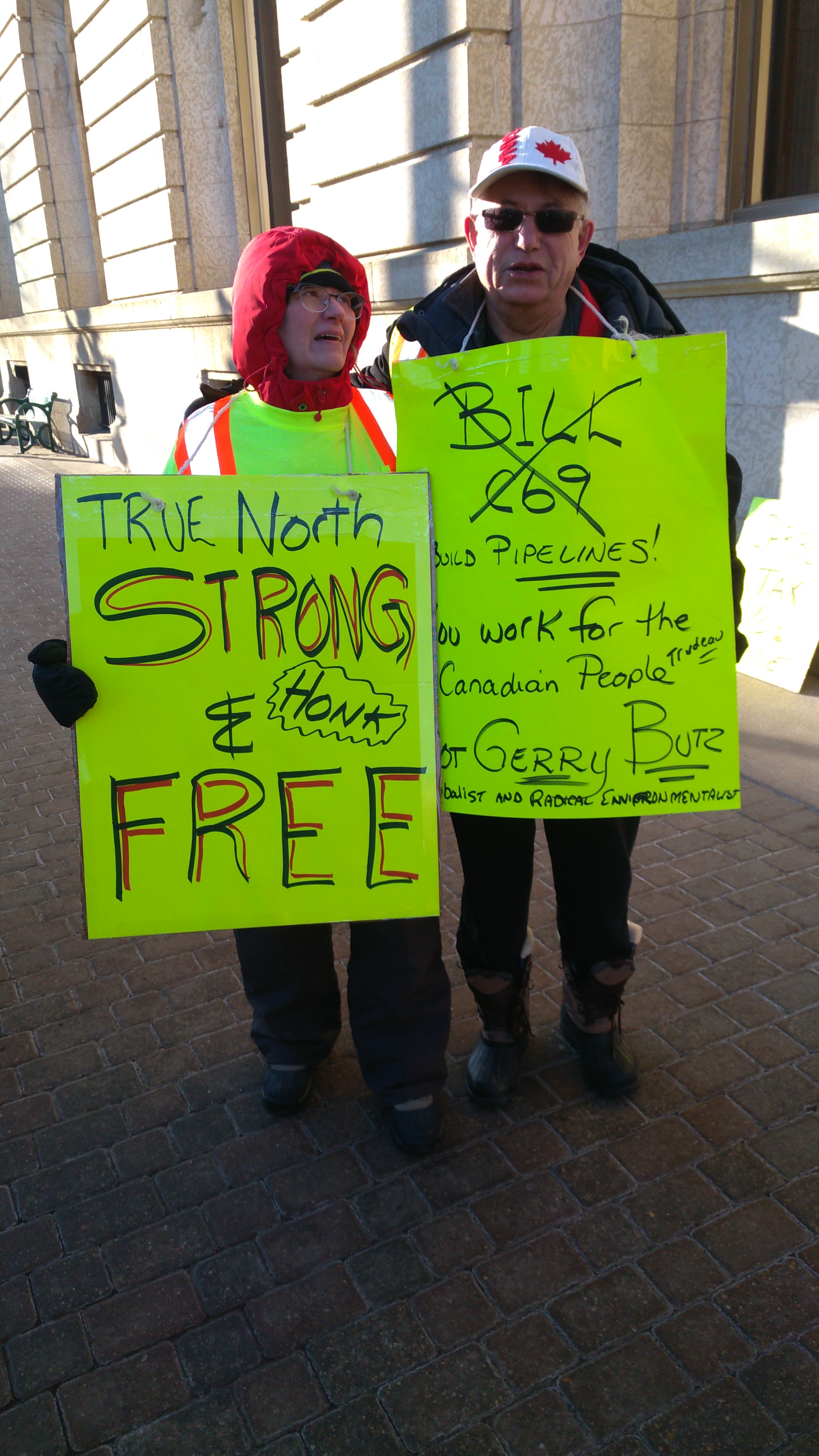 Yellow Vests Clarify What They Oppose