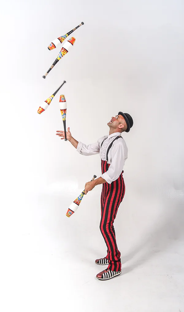 Performance Artists To Dazzle At The Fair