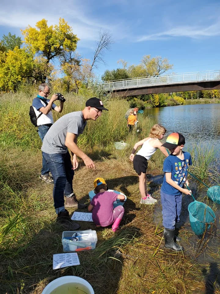 Beyond Your Backyard 🐌  "The Super Heroes of the River - Built for Survival"