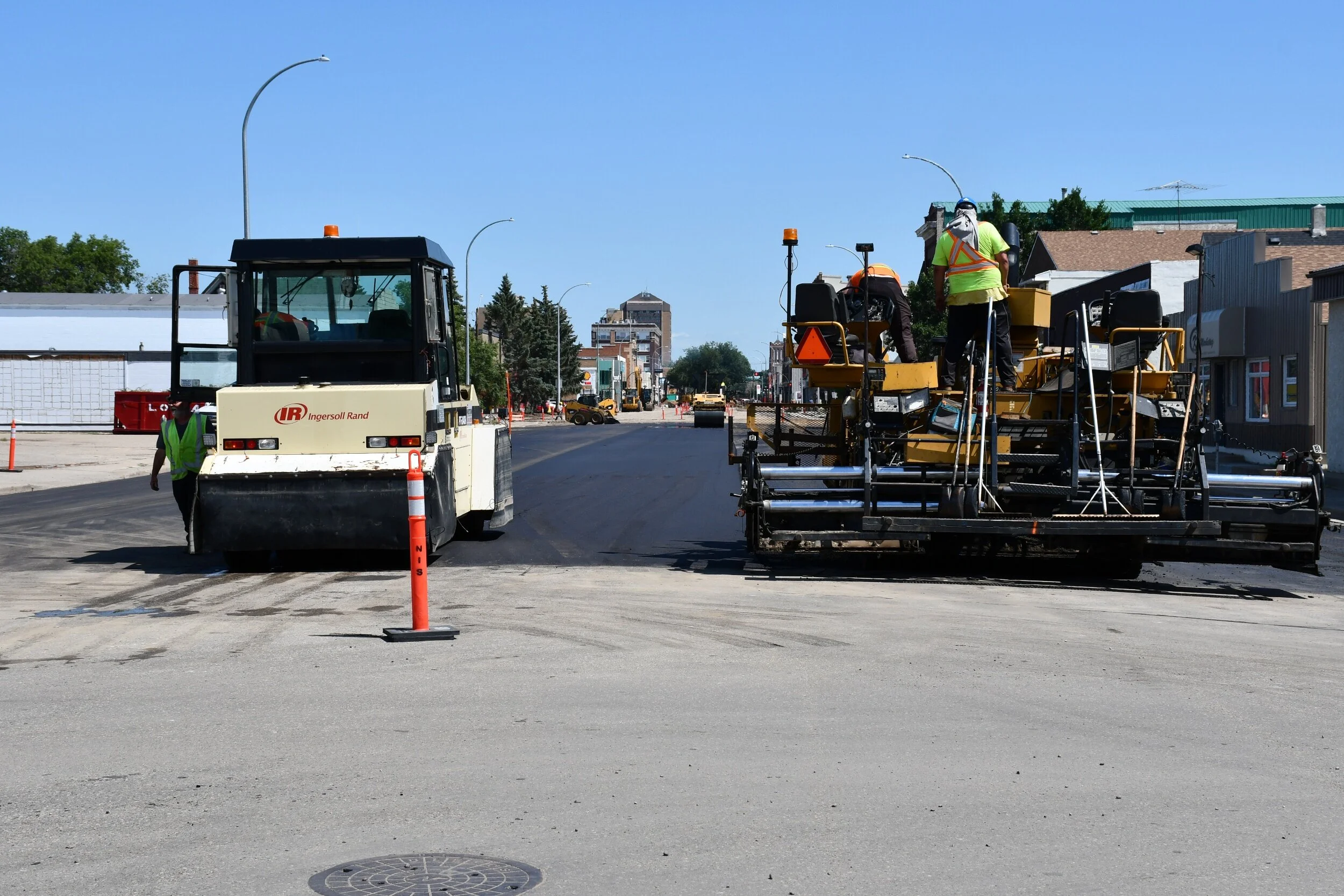 Paving Starts On High Street West 
