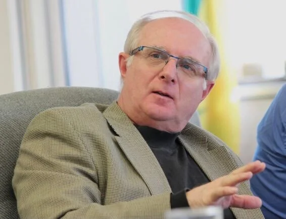 Lew Young Seeking Position On Prairie South Board 