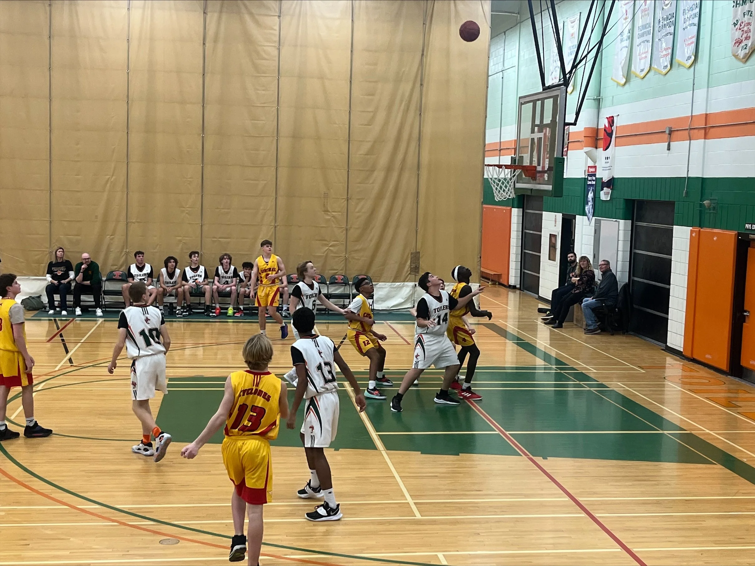 Peacock Defeats Central In Junior Boys Matchup