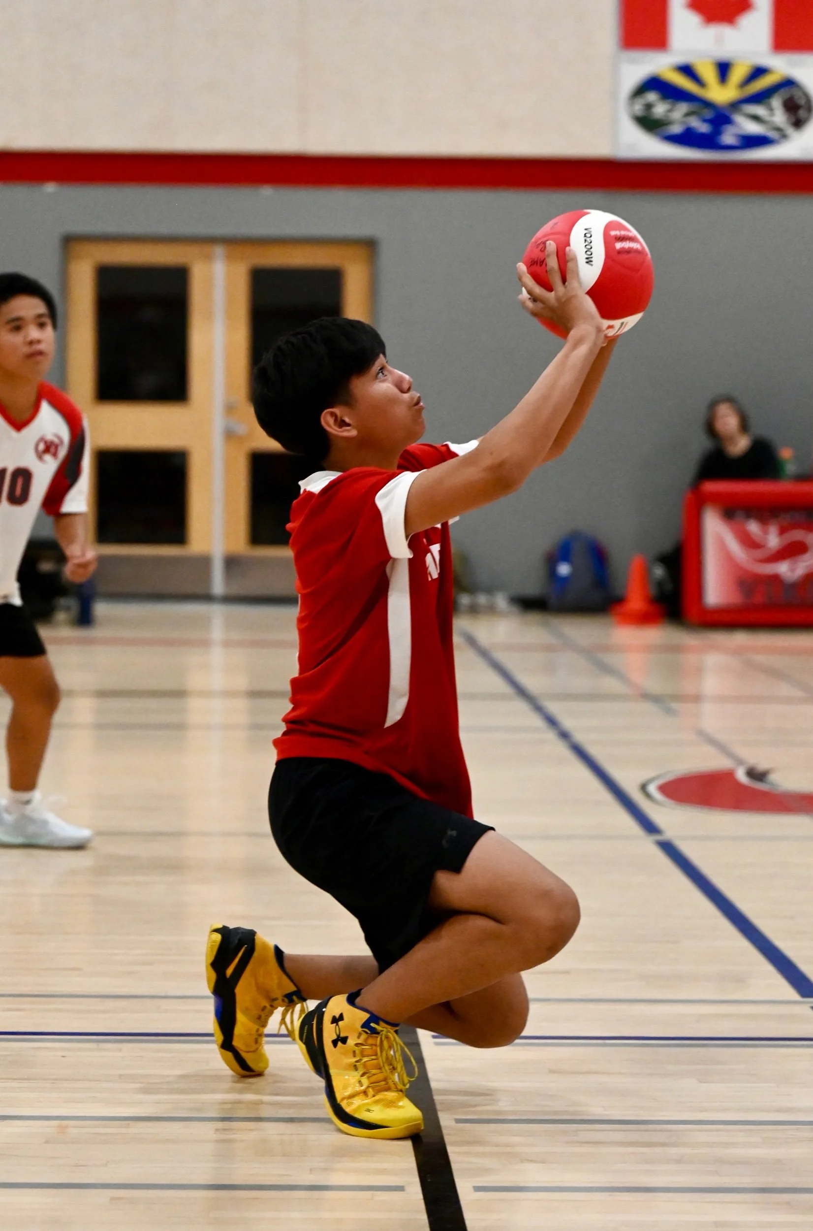 Cougars Claw Hard Fought Victory Over Vanier