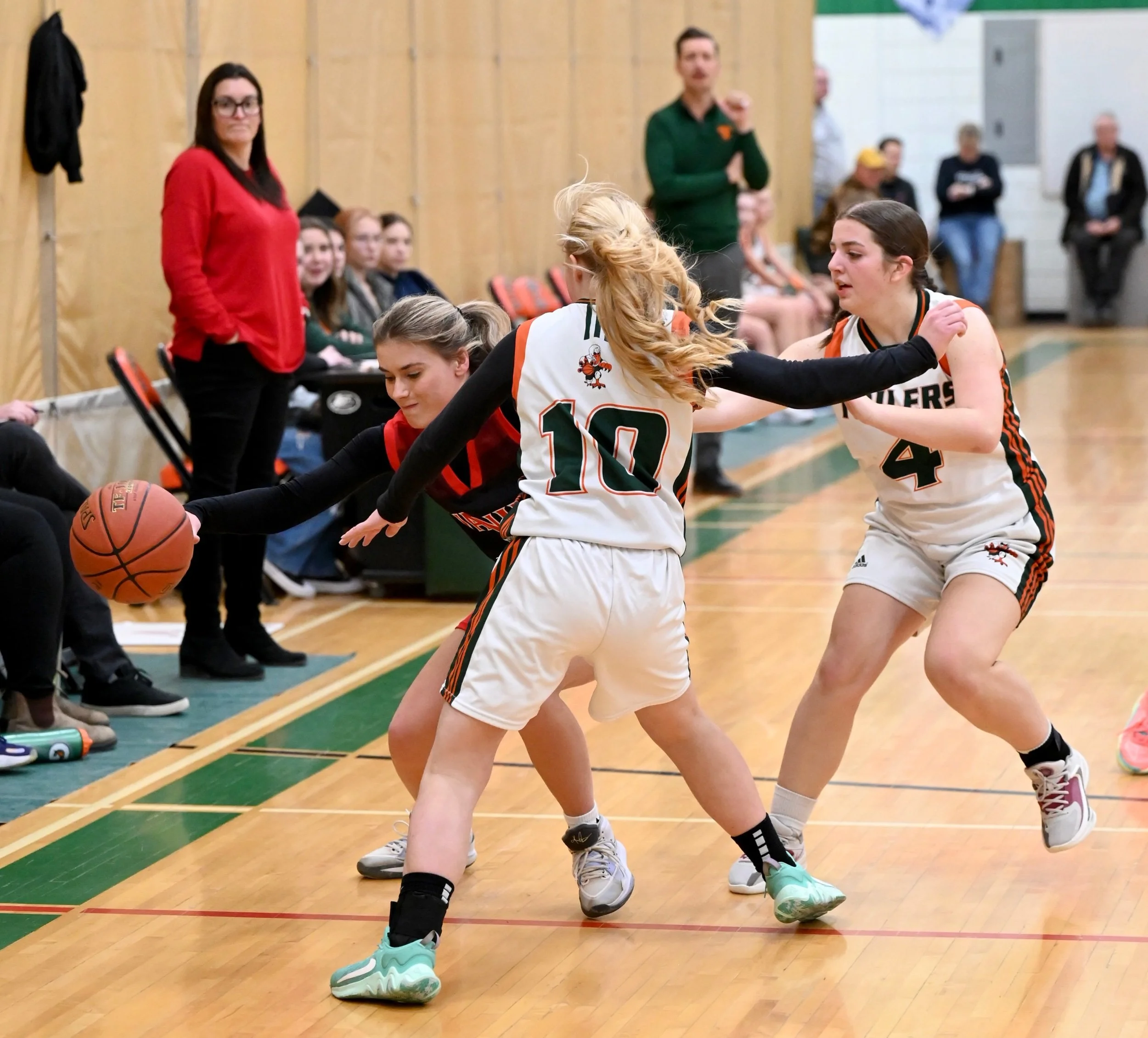 Experience Shines For Vanier