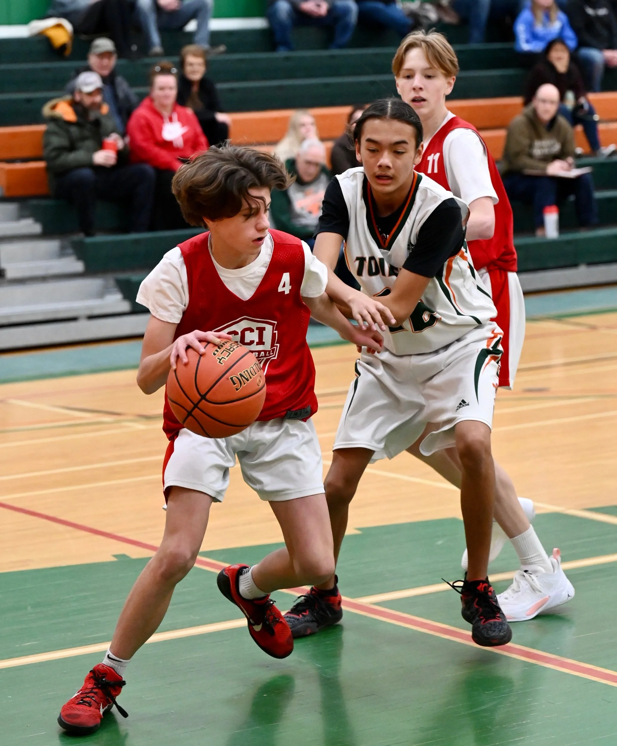 Toilers Outlast Surging Cyclones