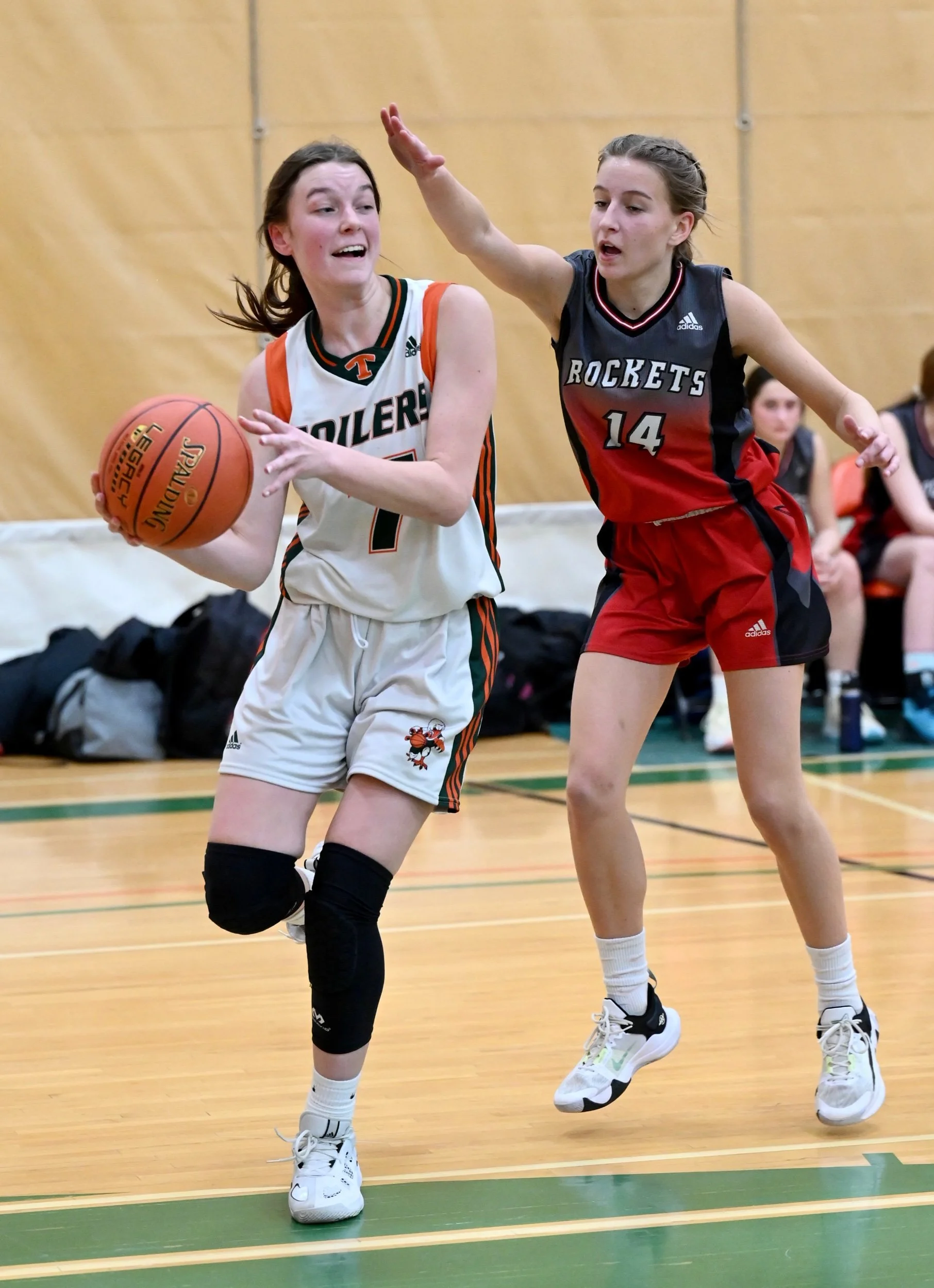 Toilers Shoot Down Rockets