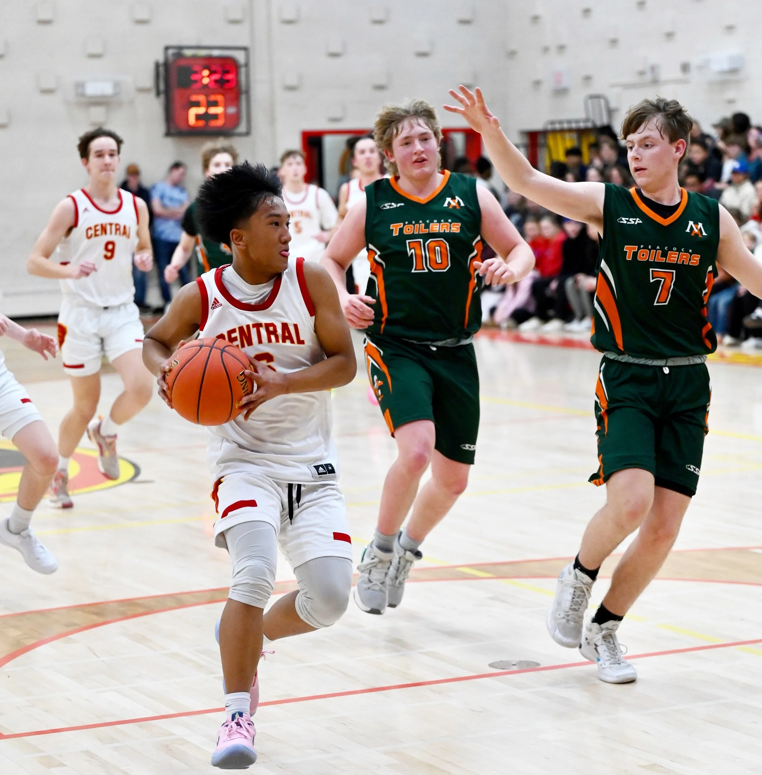 Capacity Crowd Watches Cyclones Defeat Toilers