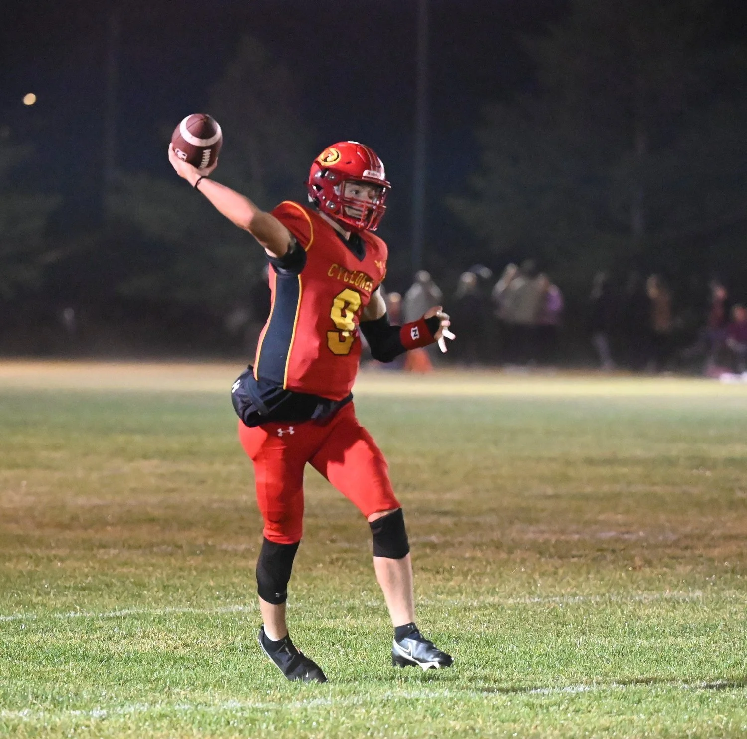 Ansell Signs With The U of C