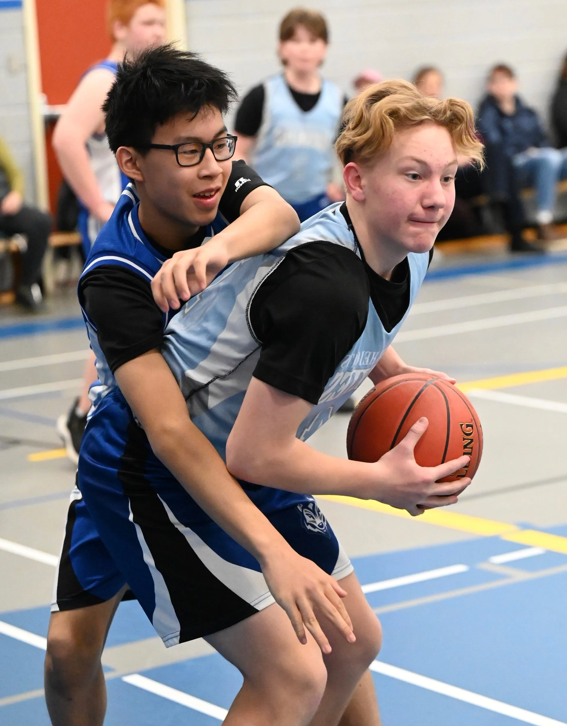 Huskies Easily Down Hawks