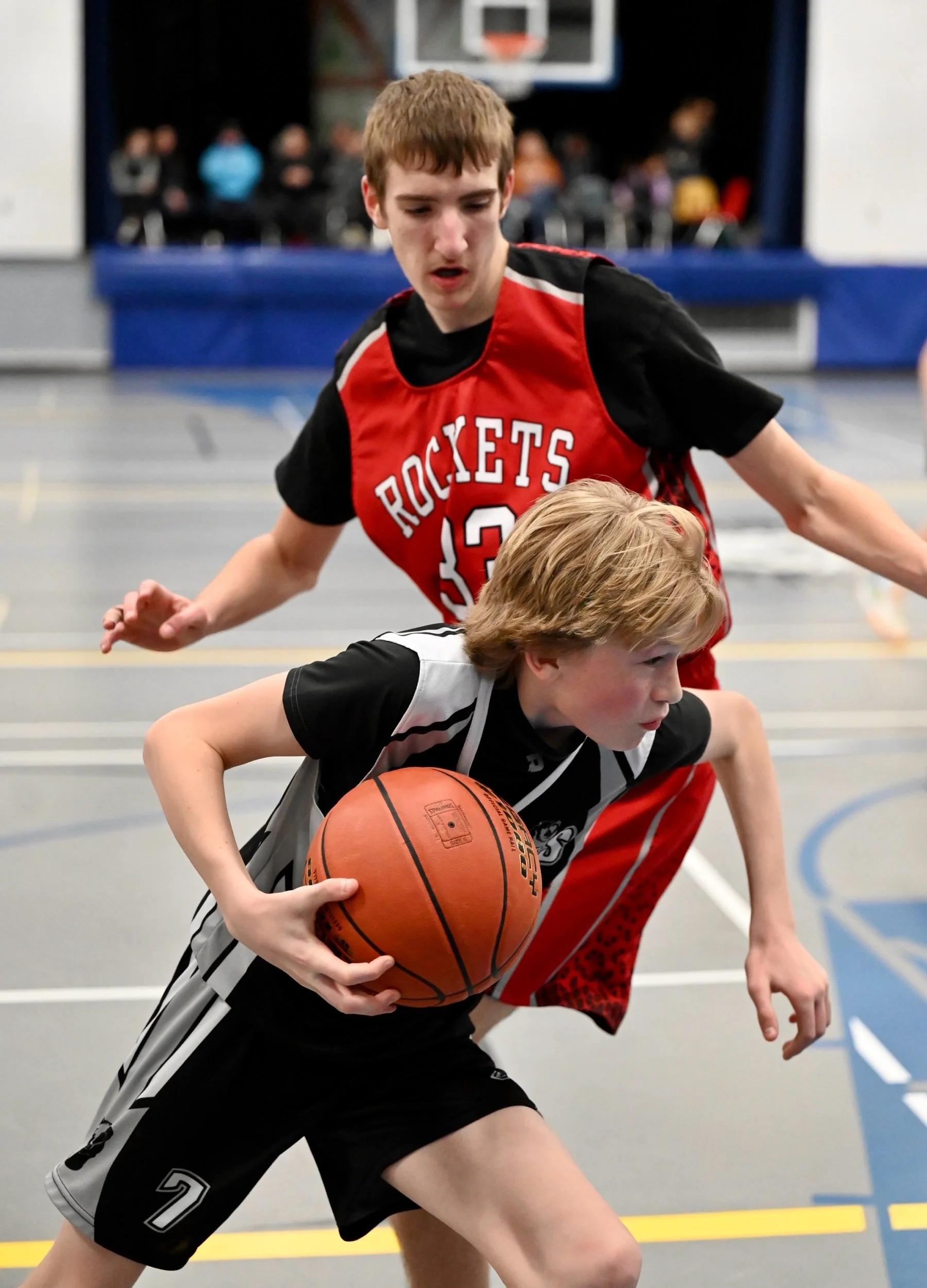 Grizzlies Outpace Rockets