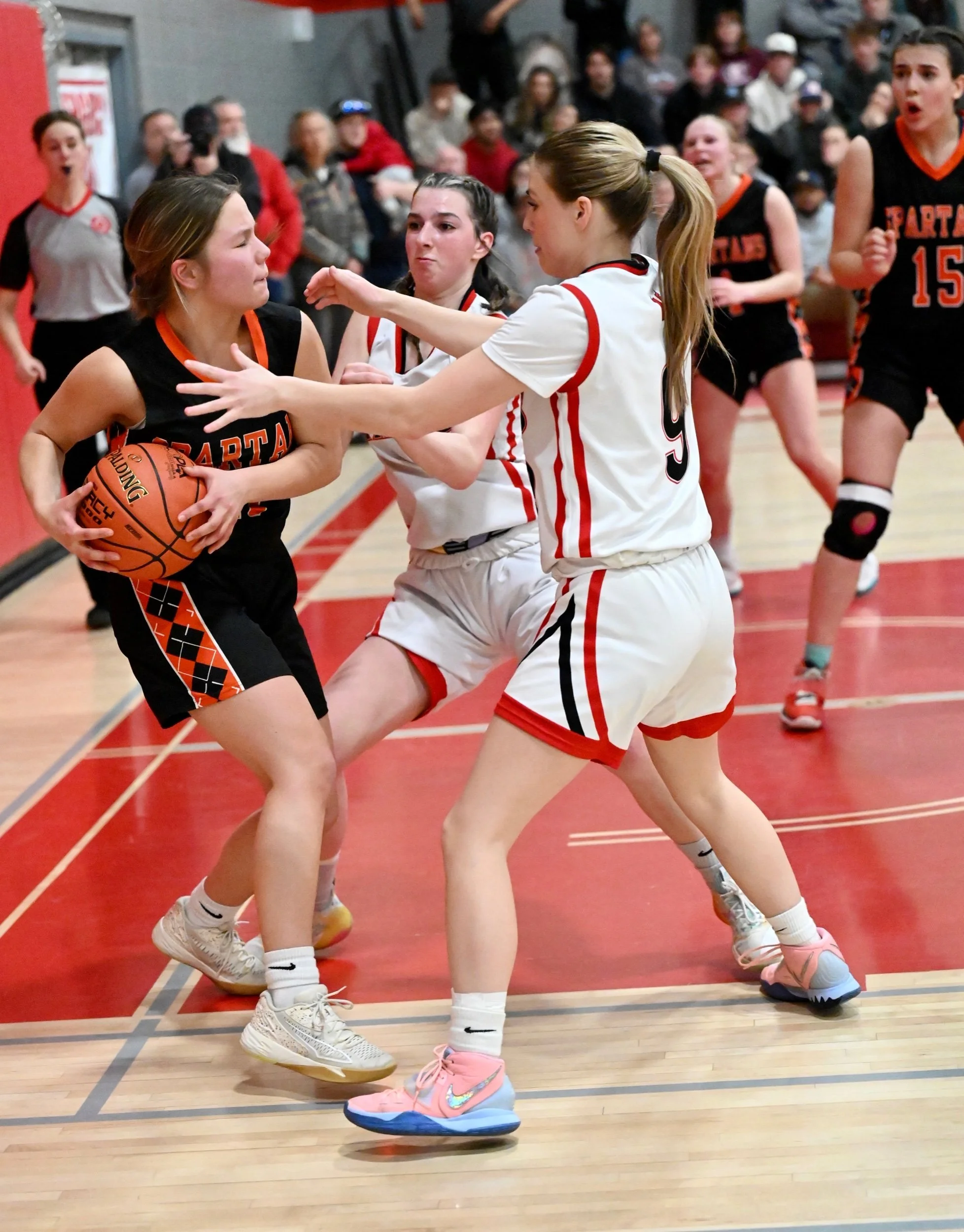 Vanier Loses Nail Biter Last Minute Championship Game