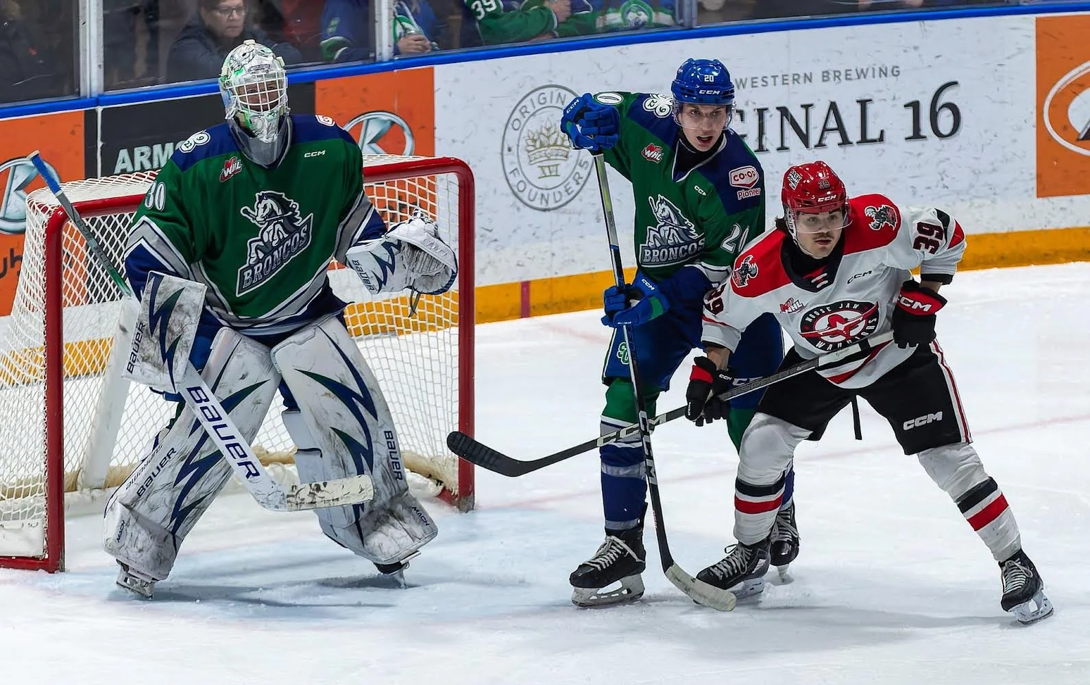 Warrior’s Super Fan Breaks Down Warriors vs Broncos Series