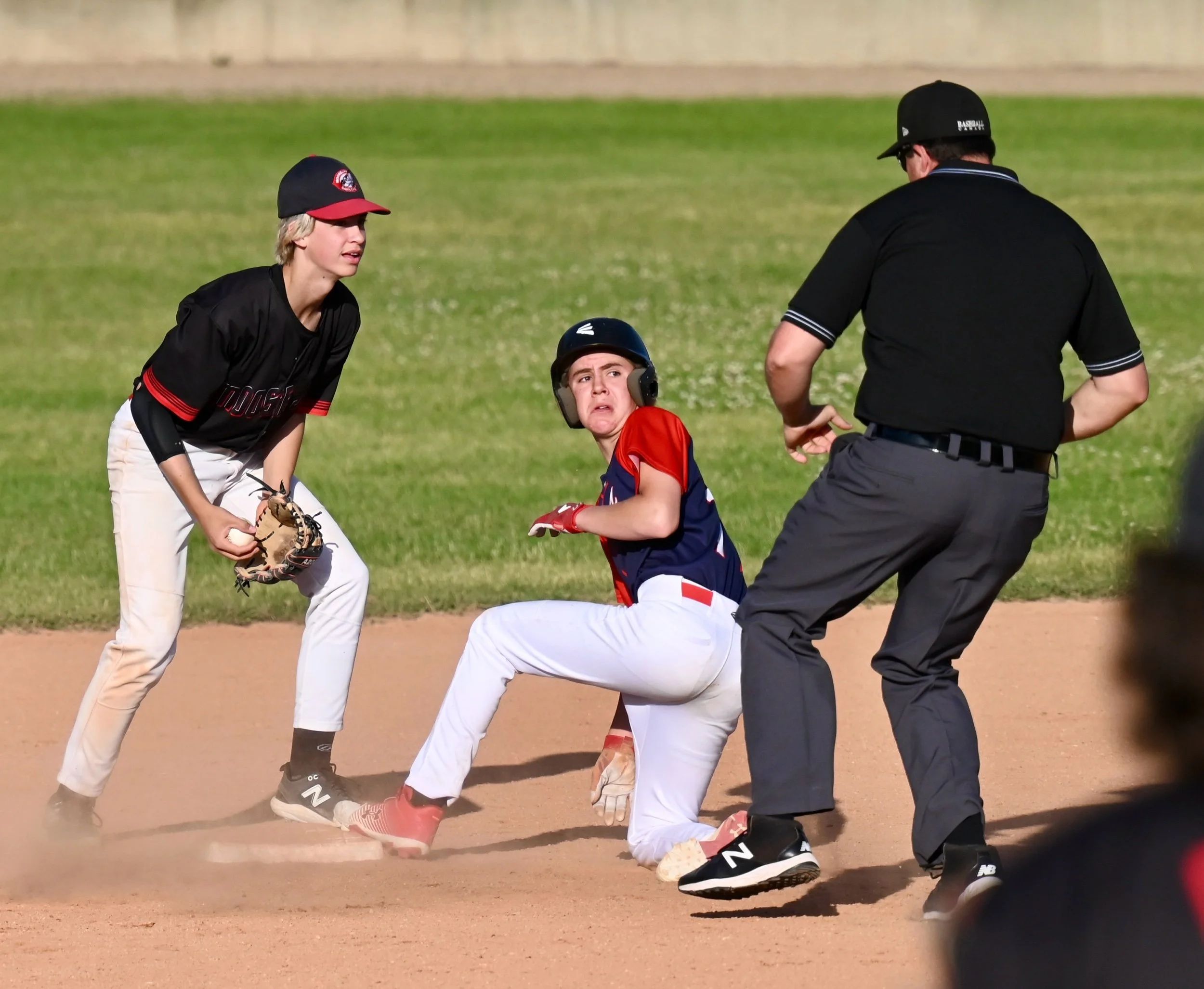 Canucks U18 AA Have Rough Night On The Diamond