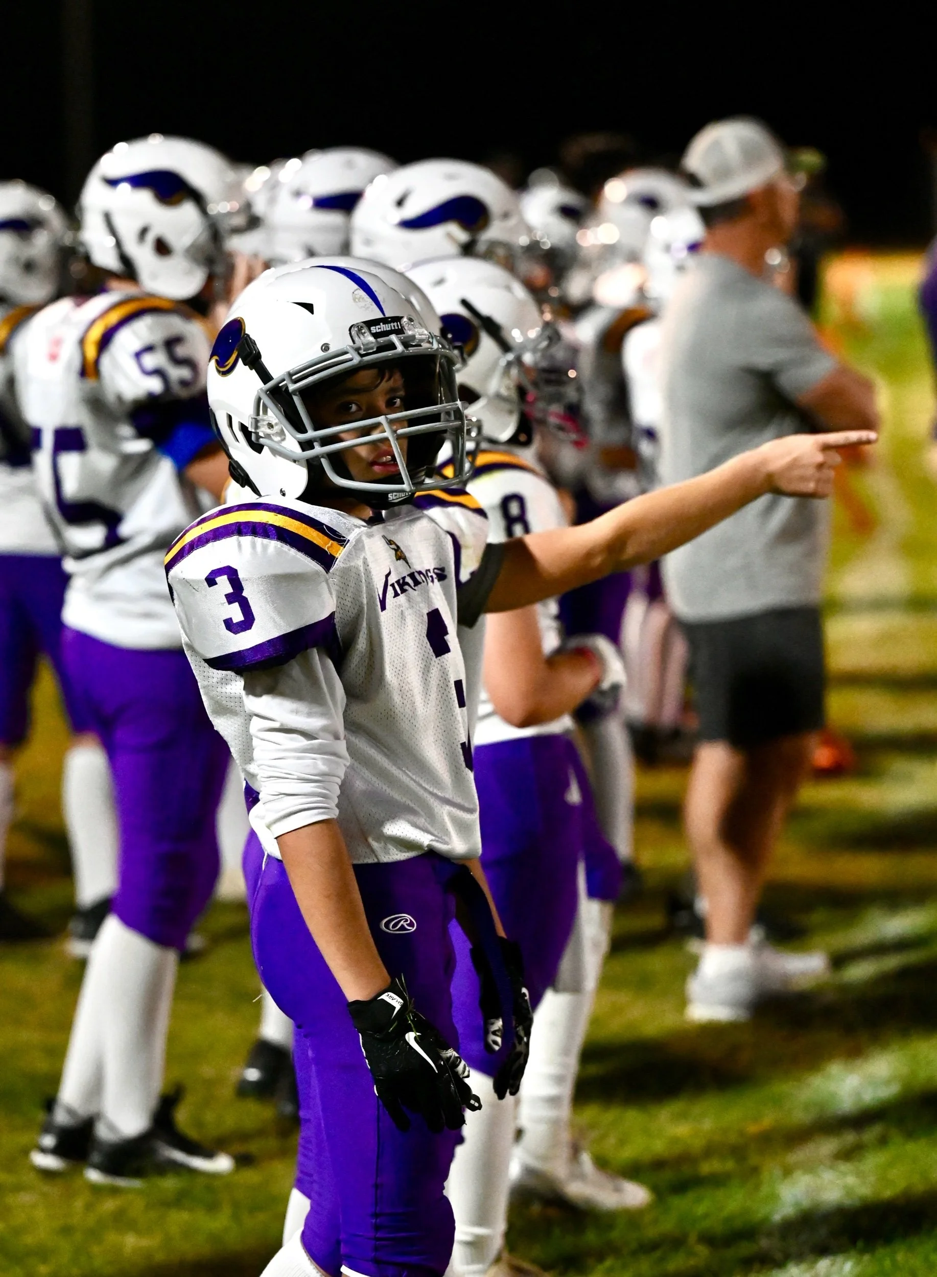 Vikings Drop Tough Defensive Battle To Oilers