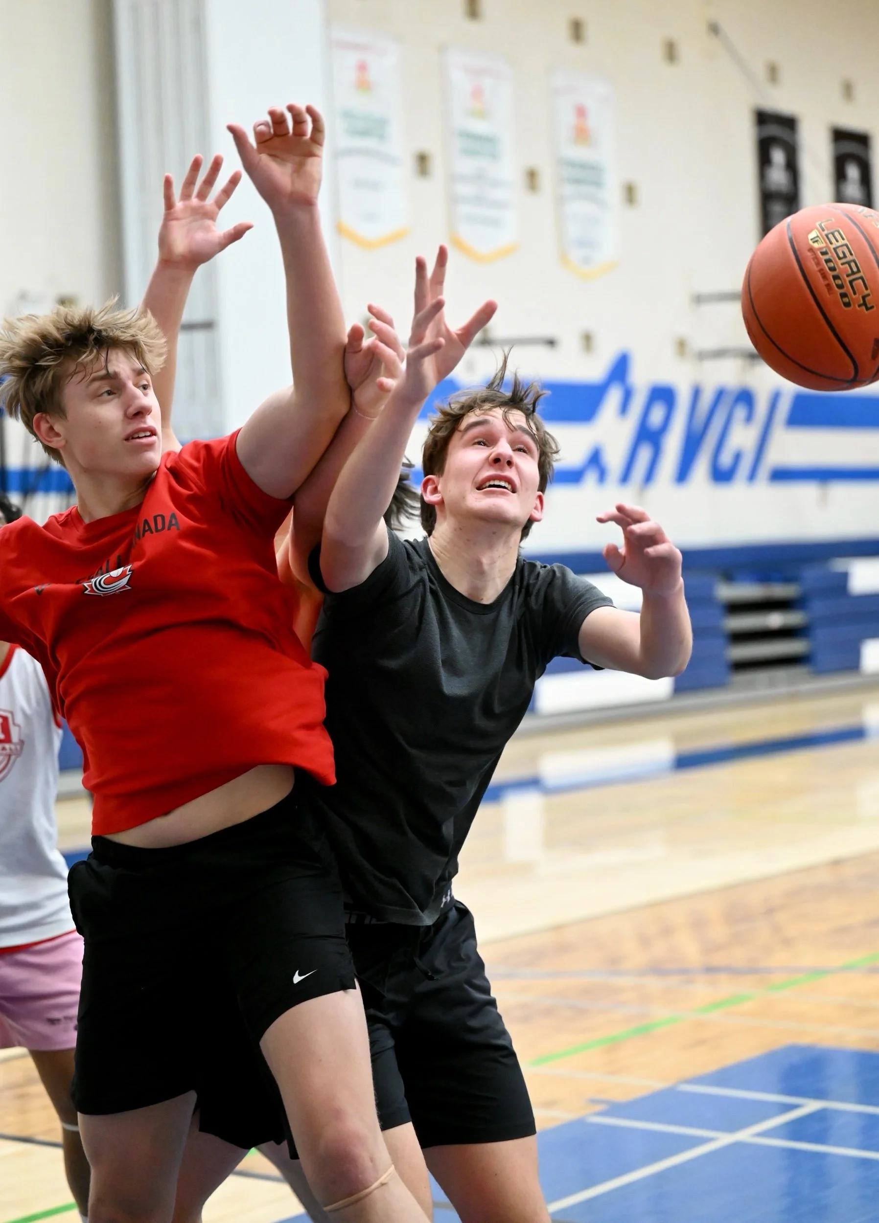 Cyclone Senior Boys Move To 2 - 0 After Defeating Notre Dame Hounds