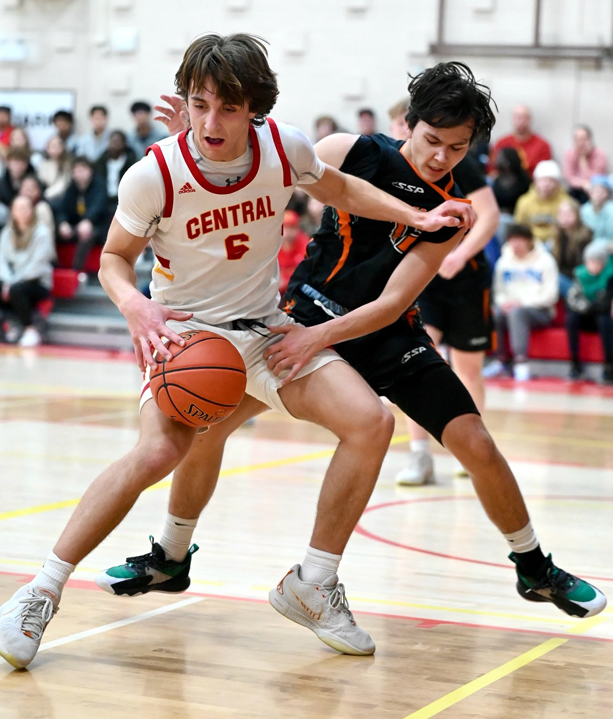 Toilers Senior Boys Take Round One Versus Cyclones