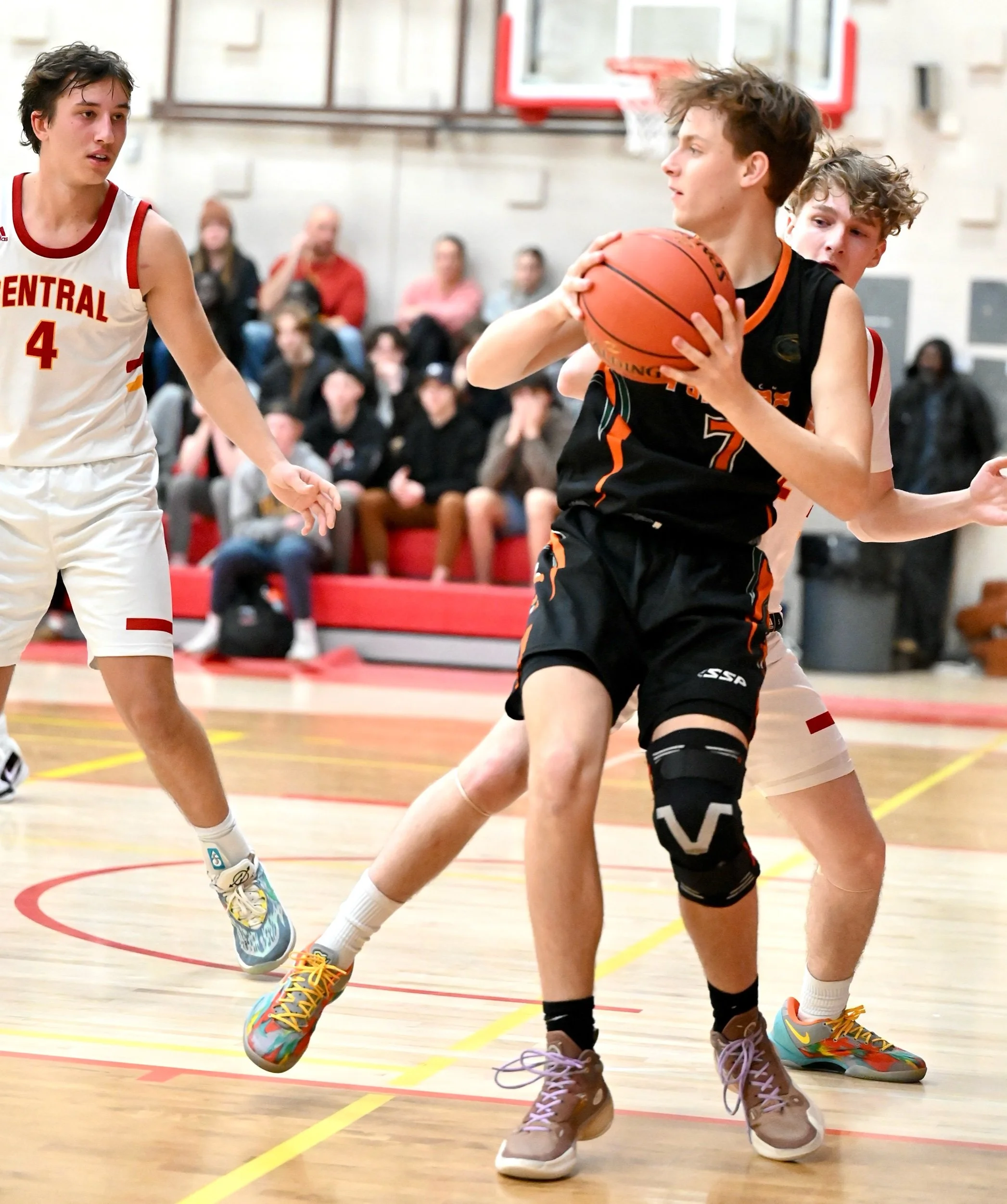 Top Spots Narrowed Out In Senior Boys League