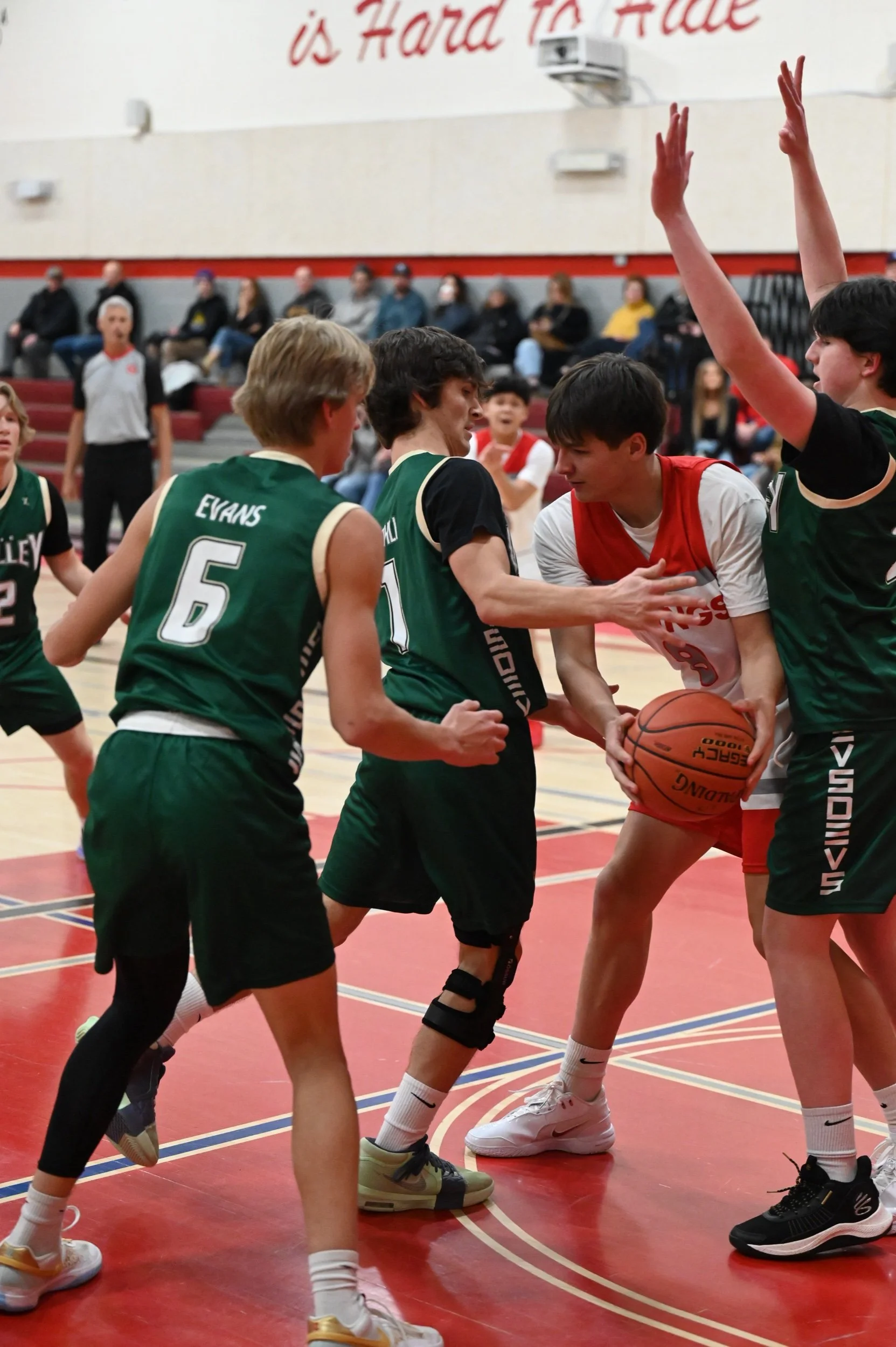 Lumsden Defeats South Hill