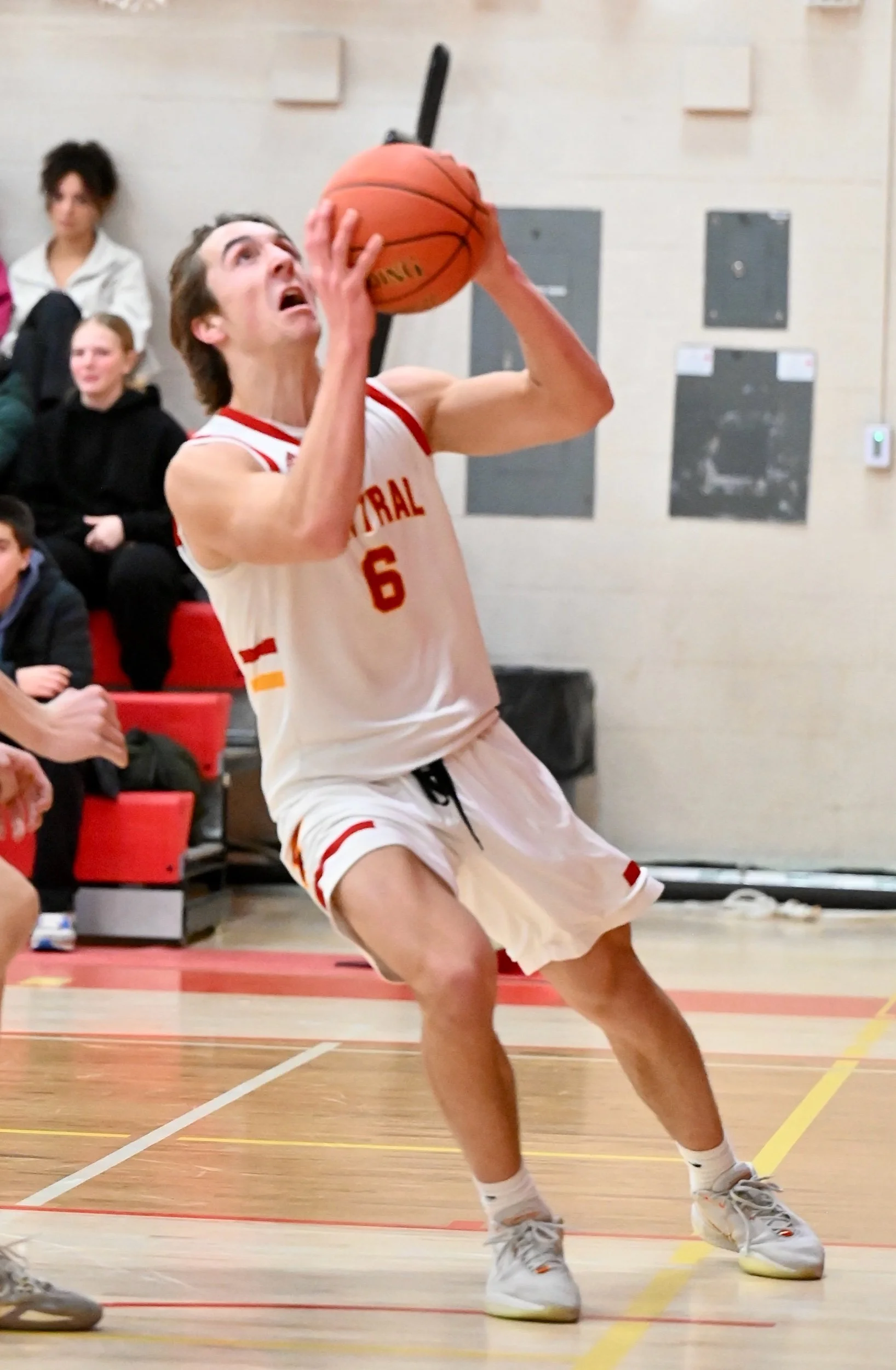 Cyclones Lose A Nail Biter