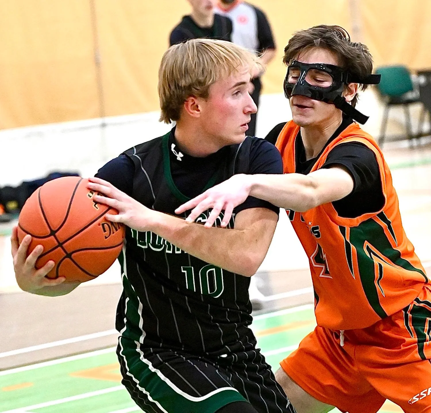 Devils Double Up Against The Hounds 