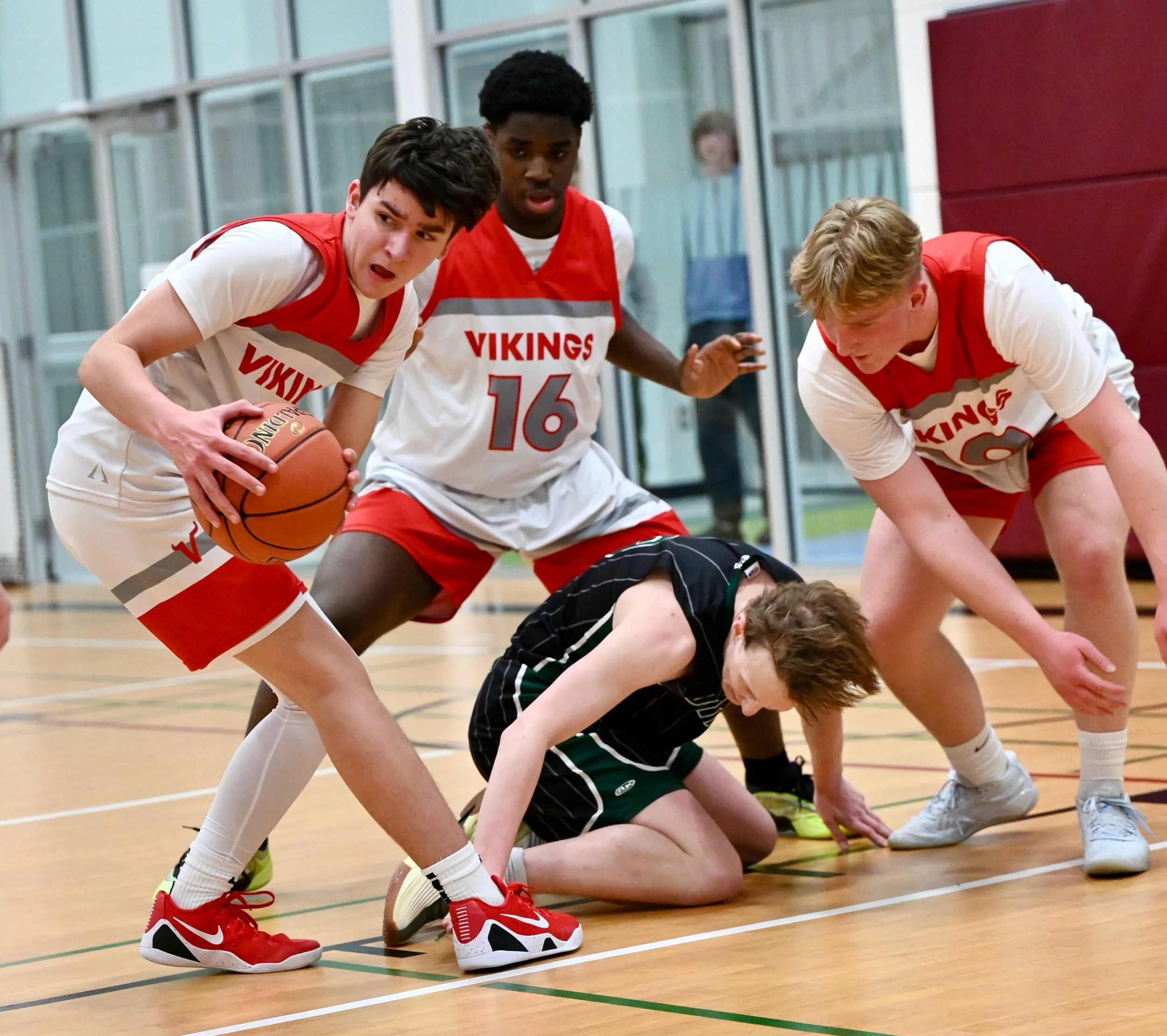 Vanier Takes A Pair From Lumsden 