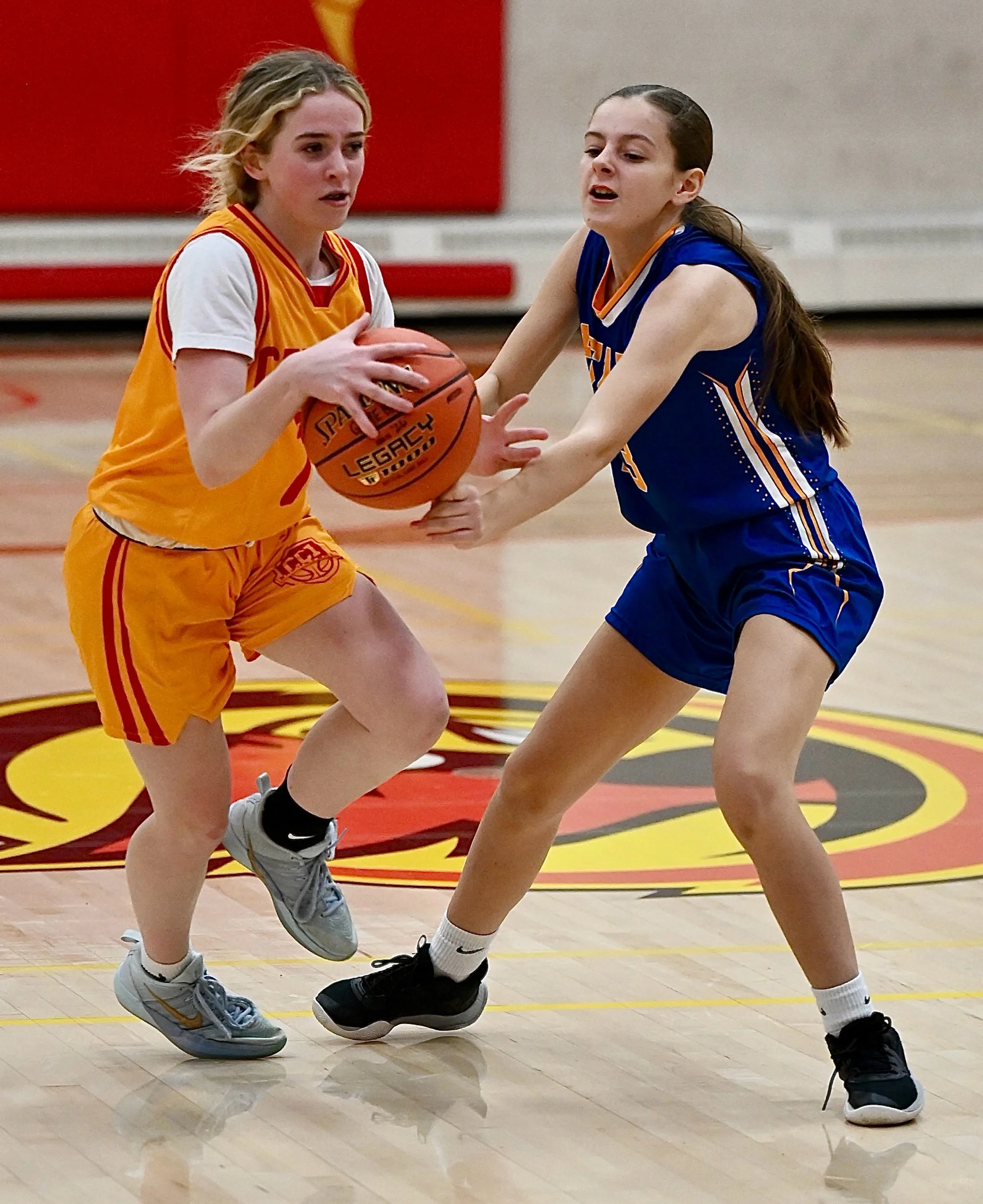 Senior Girls Invitational Tournament Tips Off 