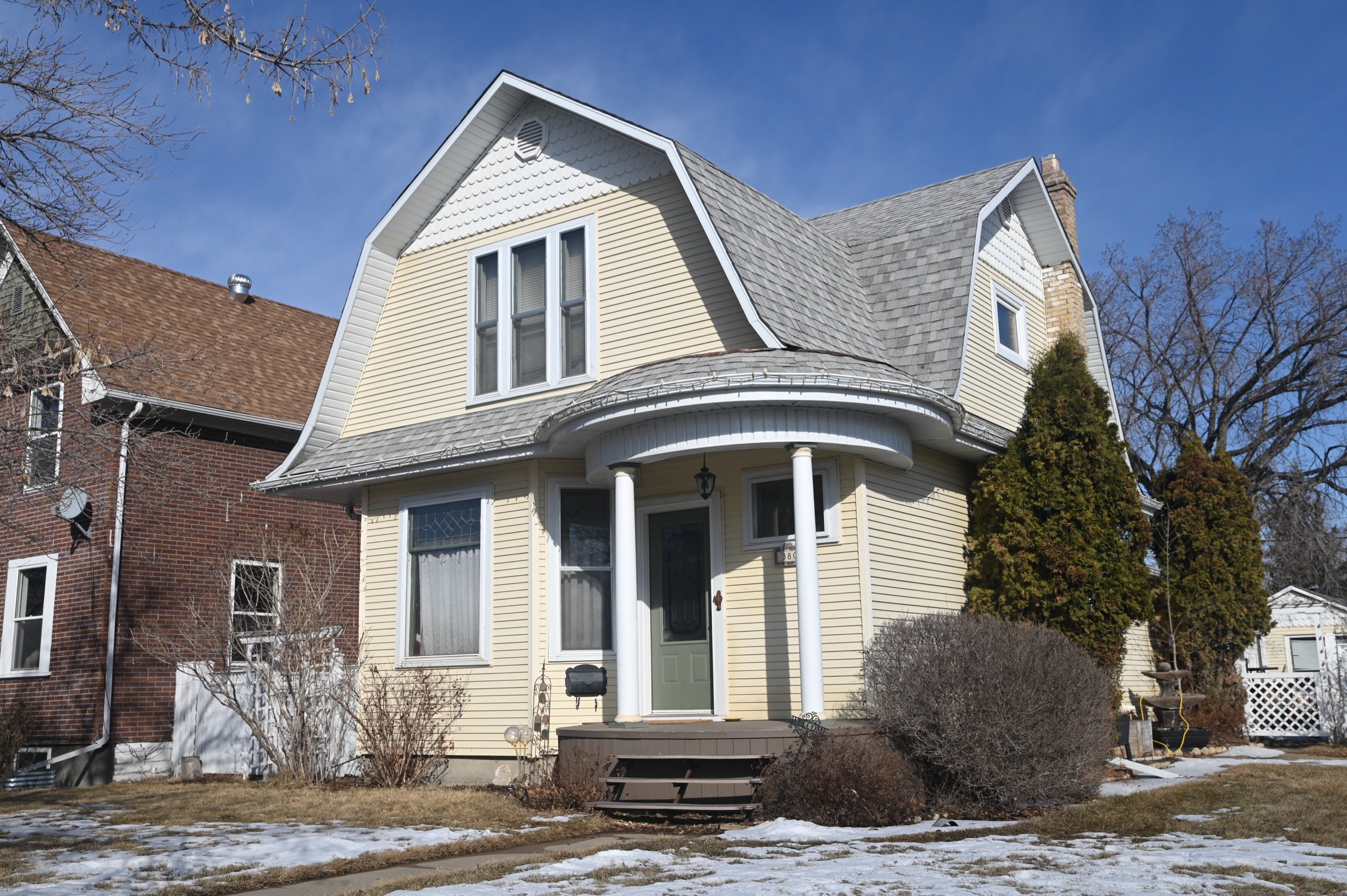 T. Eaton Company Catalogue Houses and Amazon