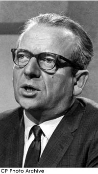 Moose Jaw’s Earl CameronAndHow News Became Entertainment 