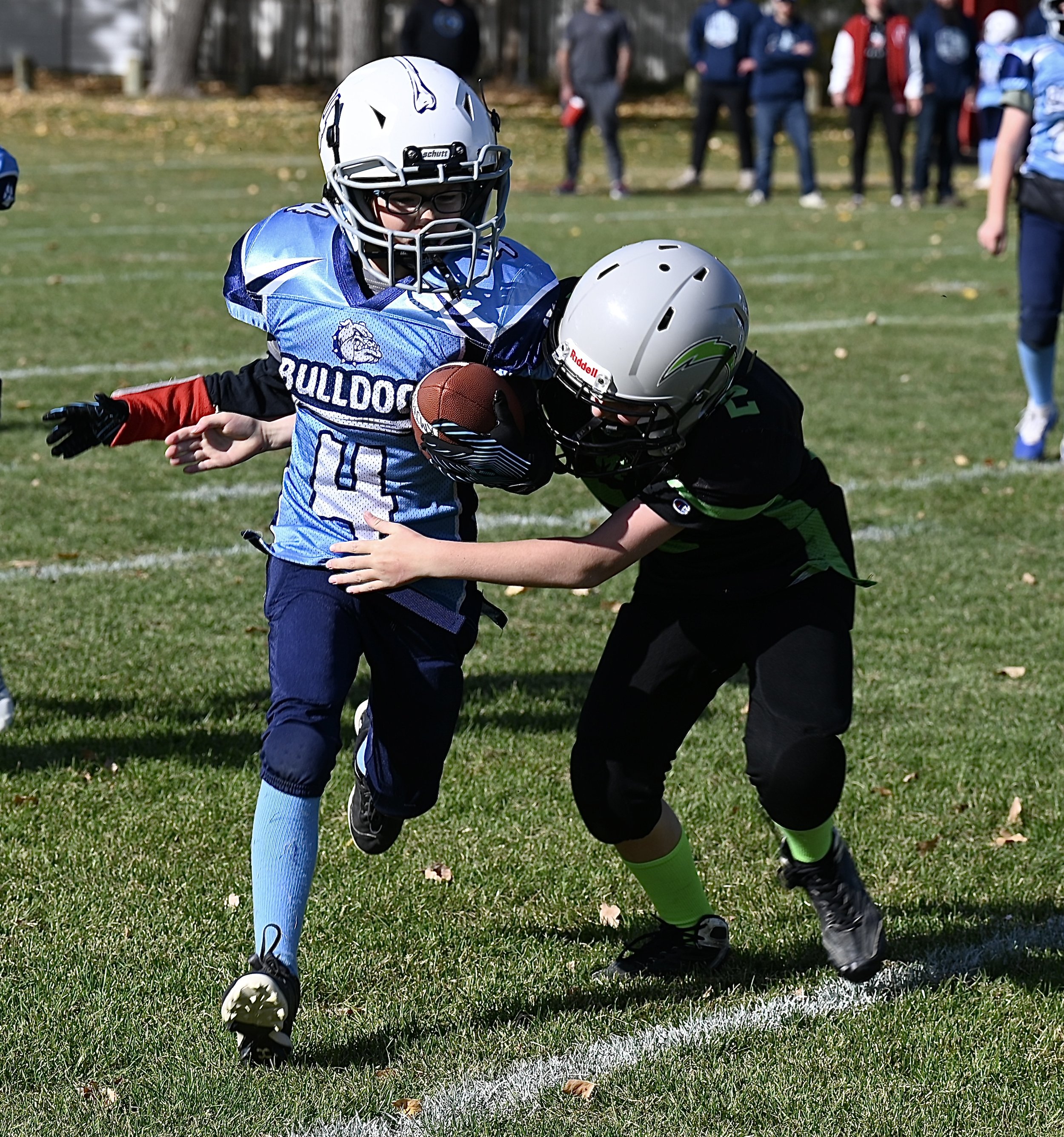 Bulldogs Stop Chargers