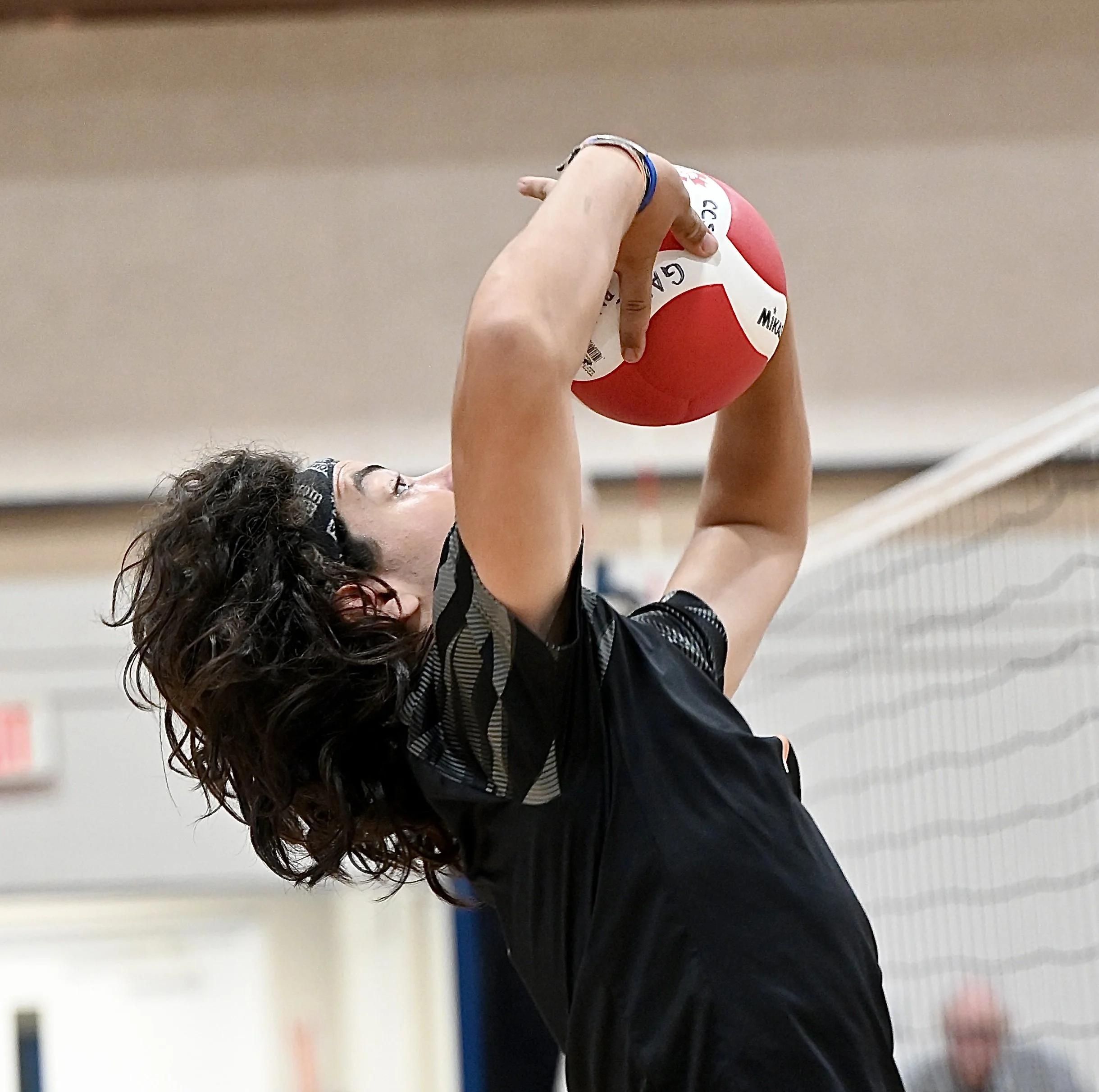 Toilers Need Five Sets To Defeat Falcons