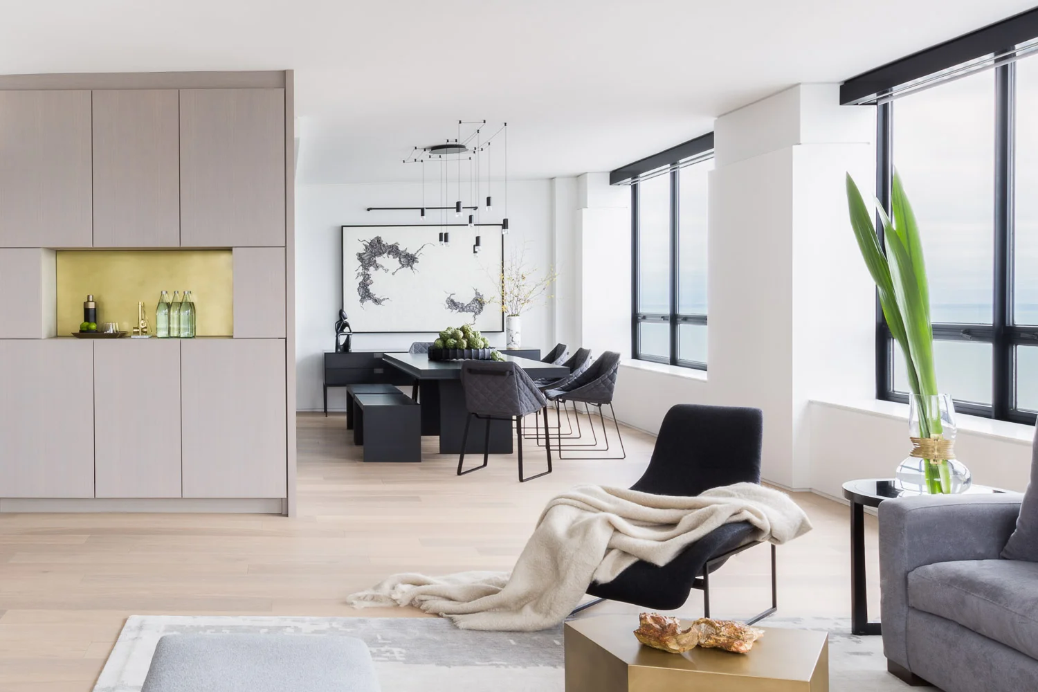 ©ALyssaRosenheck2017++Alyssa+Rosenheck+with+Architectural+Digest+in+Chicago+with+Alexis+Bednyak+Design (2).jpeg