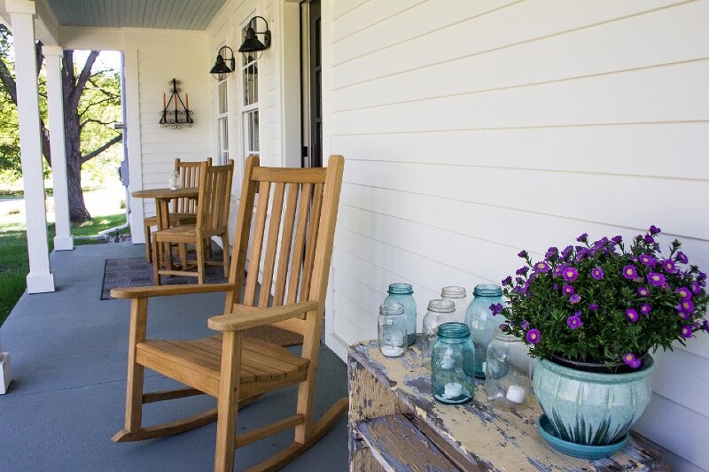 back porch 1 (800x533).jpg