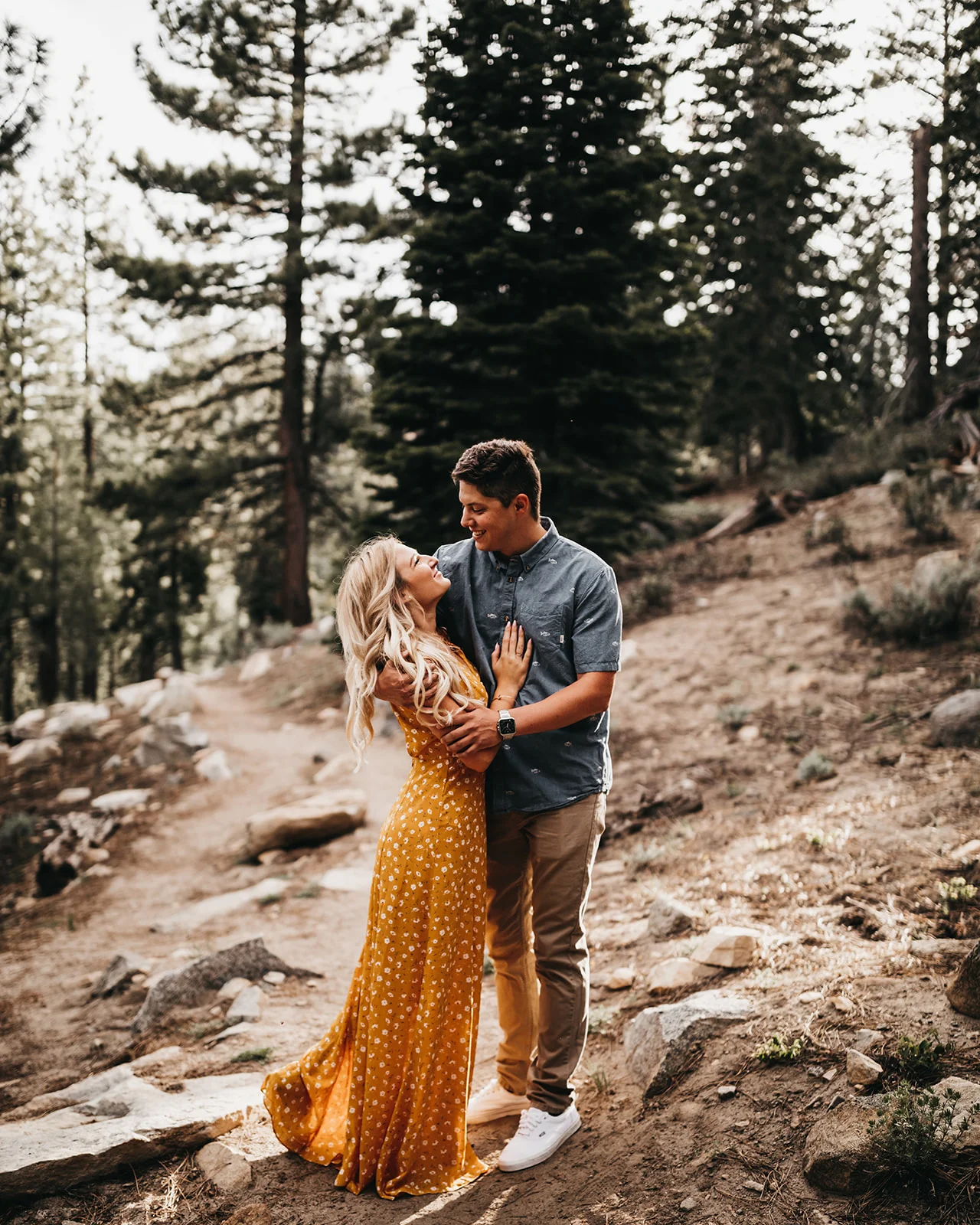 Tahoe engagement photographer.jpg