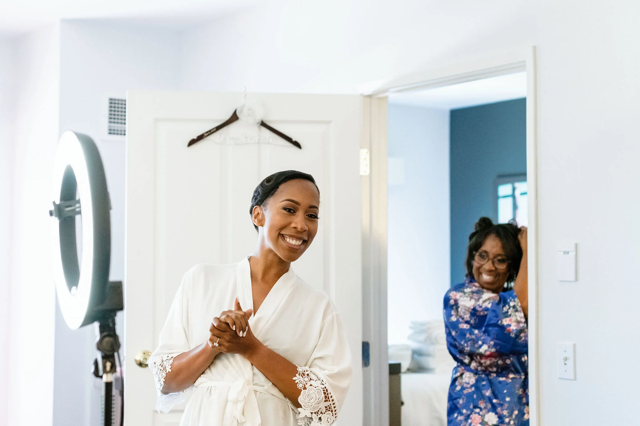 the_browns-getting-ready-4.jpg