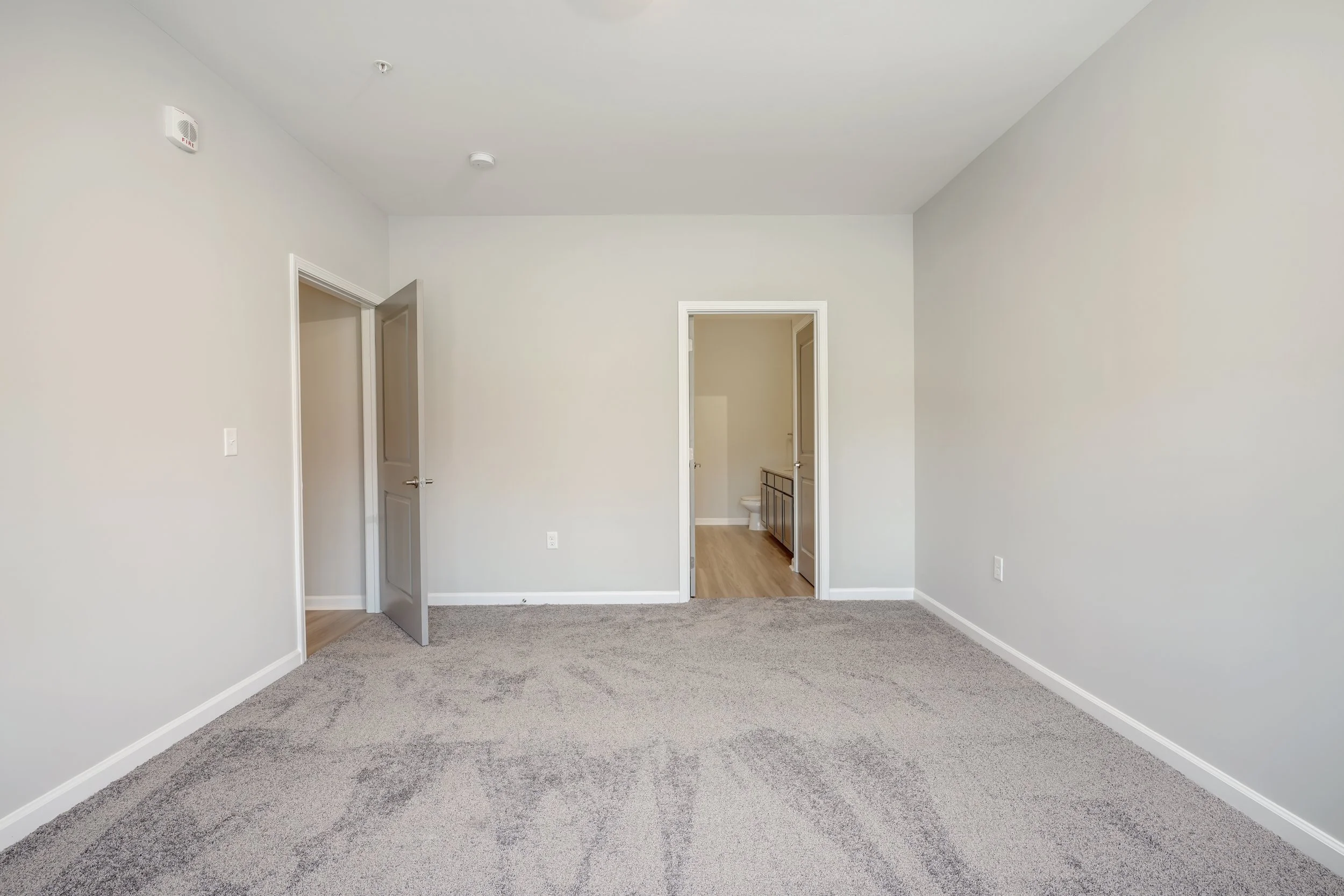 Forum Flats THREE Bedroom- (33).jpg