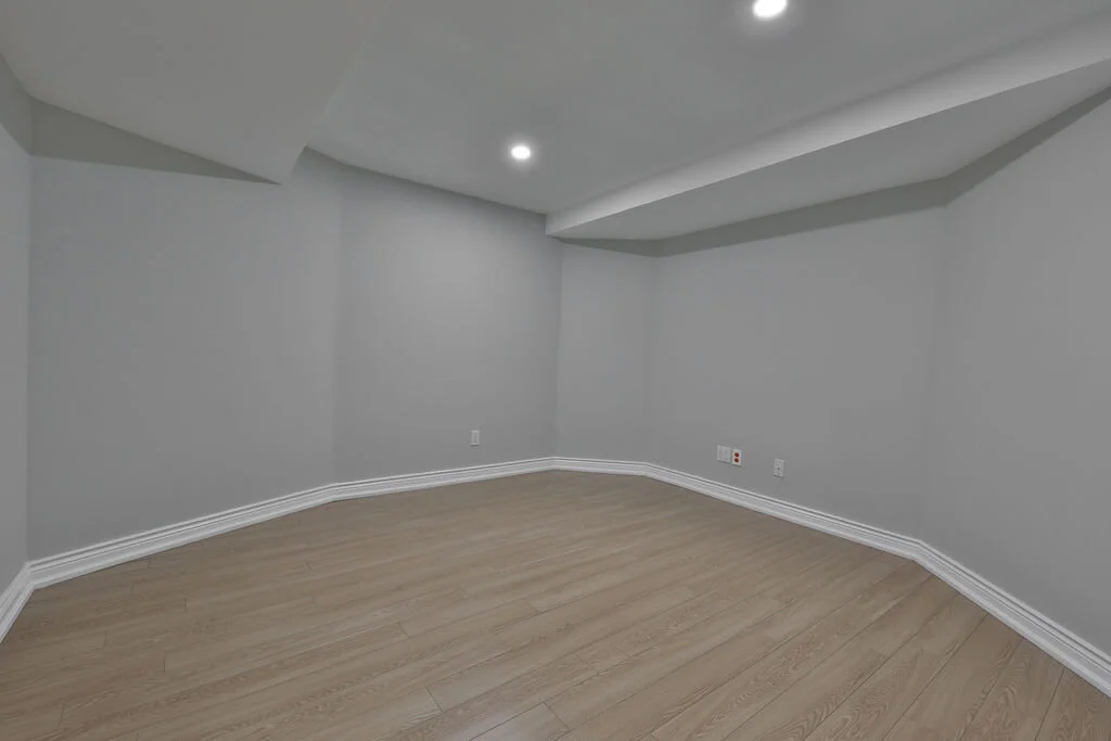 2041McKerlieCrescent-41.jpg