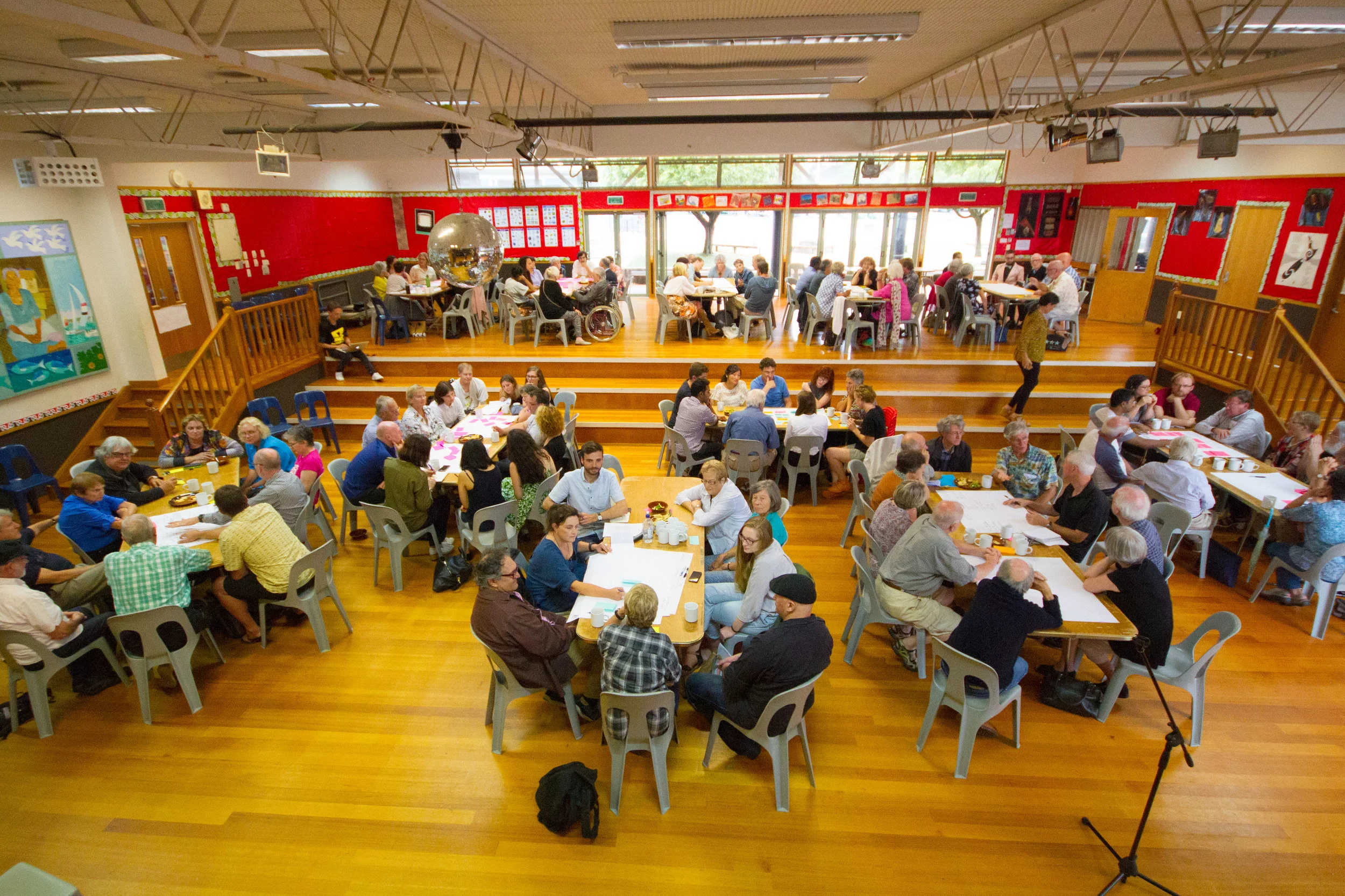 BroadcastingInquiry-PhotoCred-Rick_Zwaan--(4080)-0006.jpg