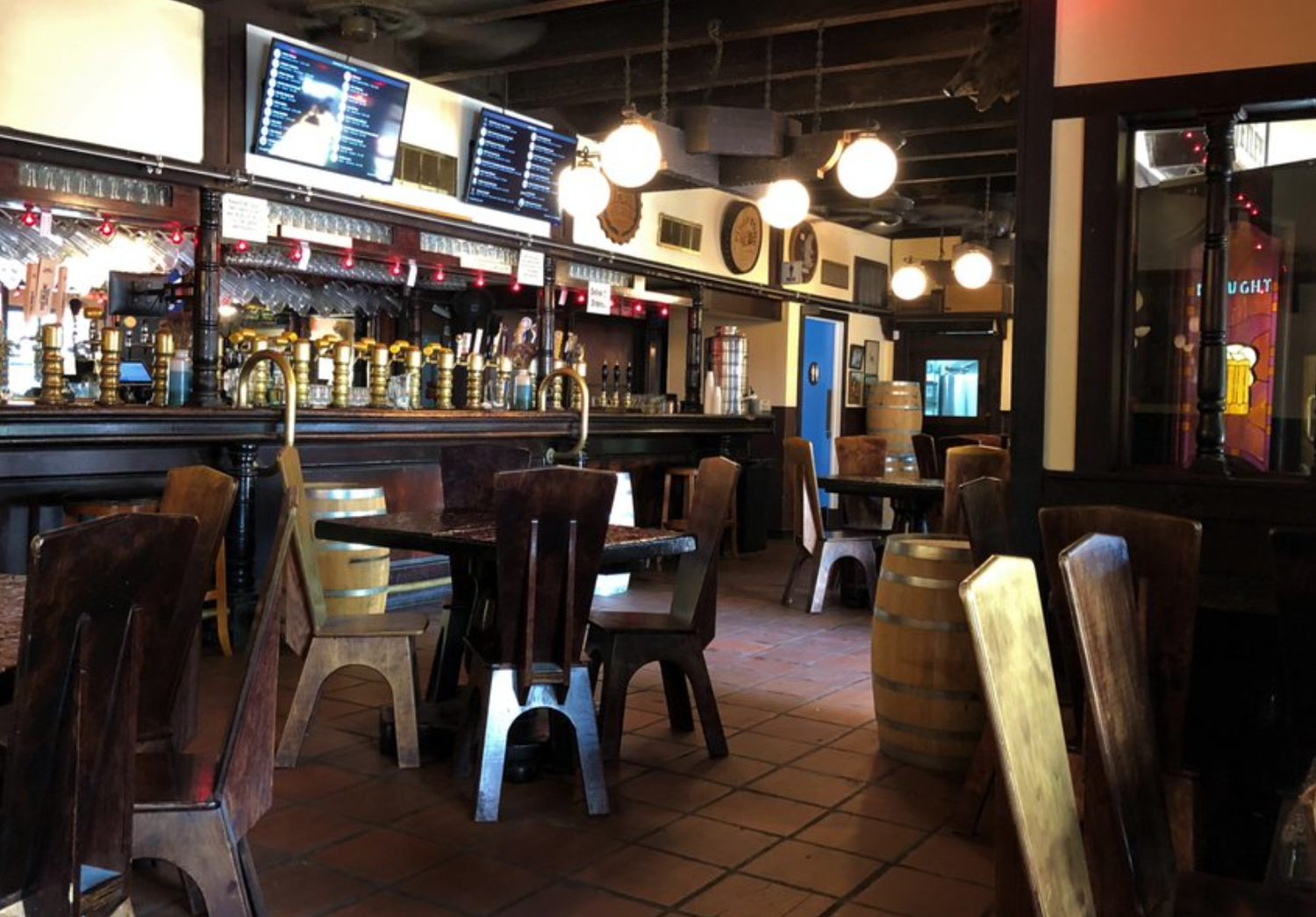 Bar photo 1