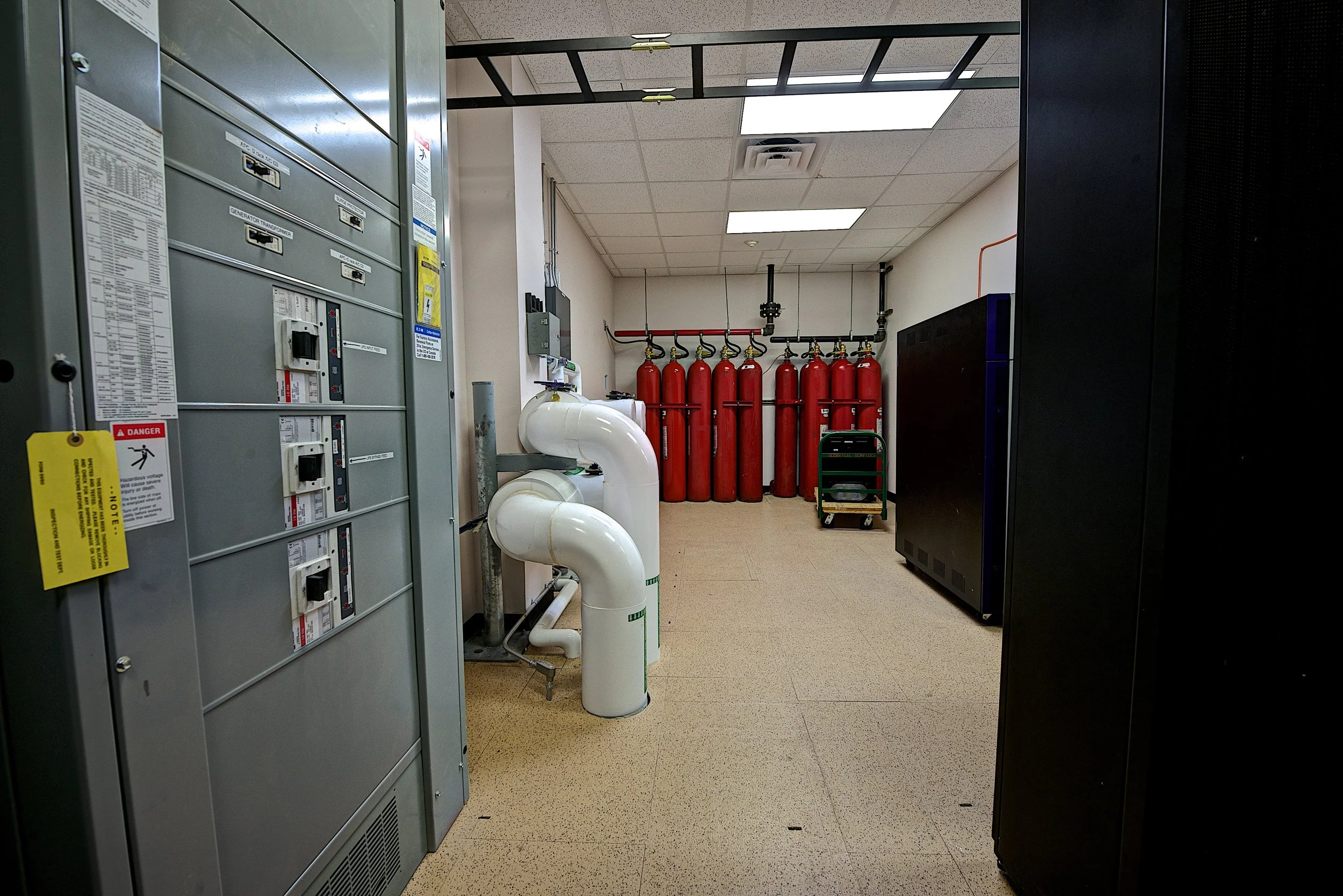 MesqISD 2015 ServerRm 9046-holmberg.jpg