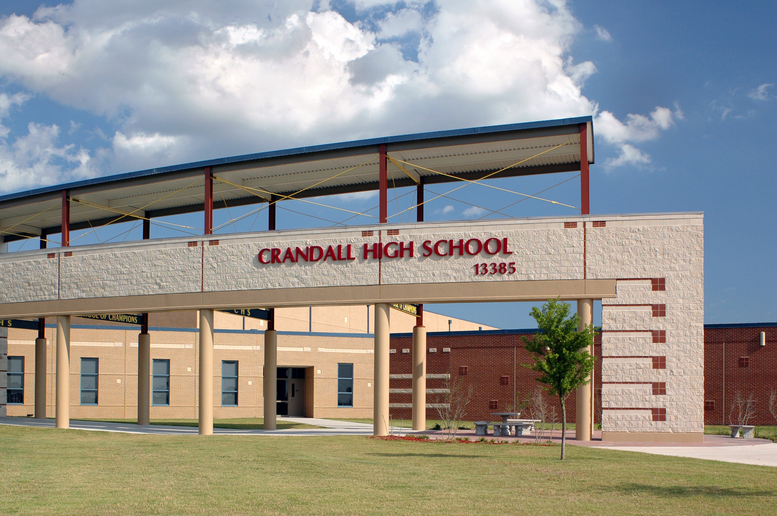 Crandall HS Ext Canopy Wide DSC_0315.jpg