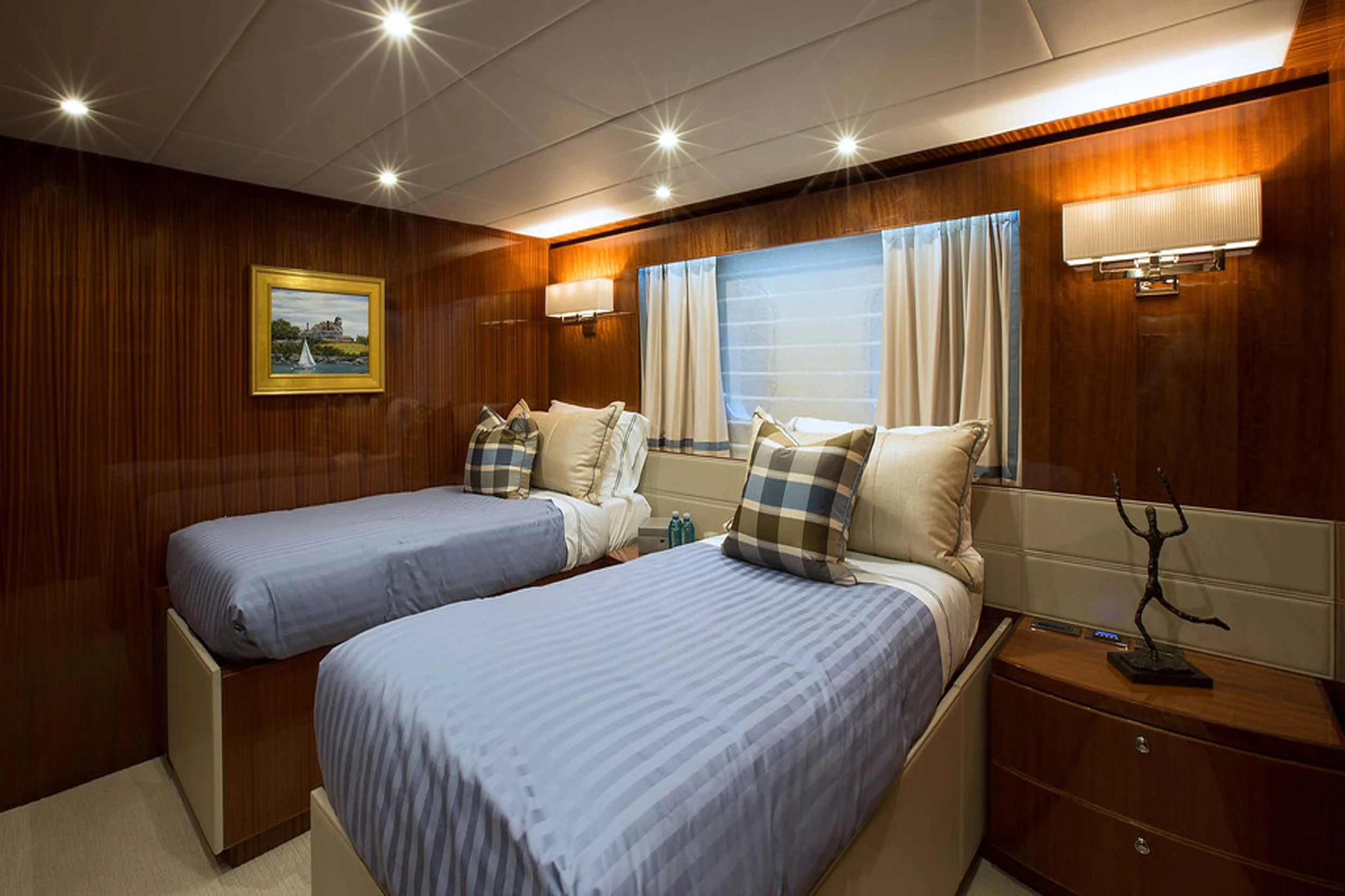 Renaissance Yacht for Charter (35).jpg