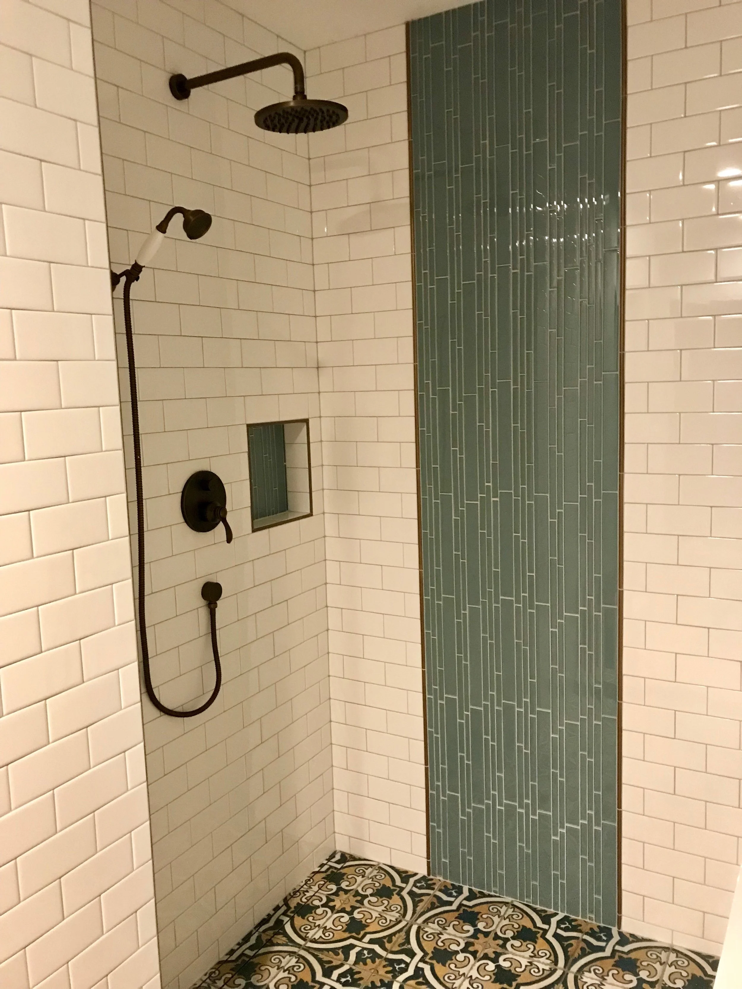 Batista Residence Bath 2.jpeg