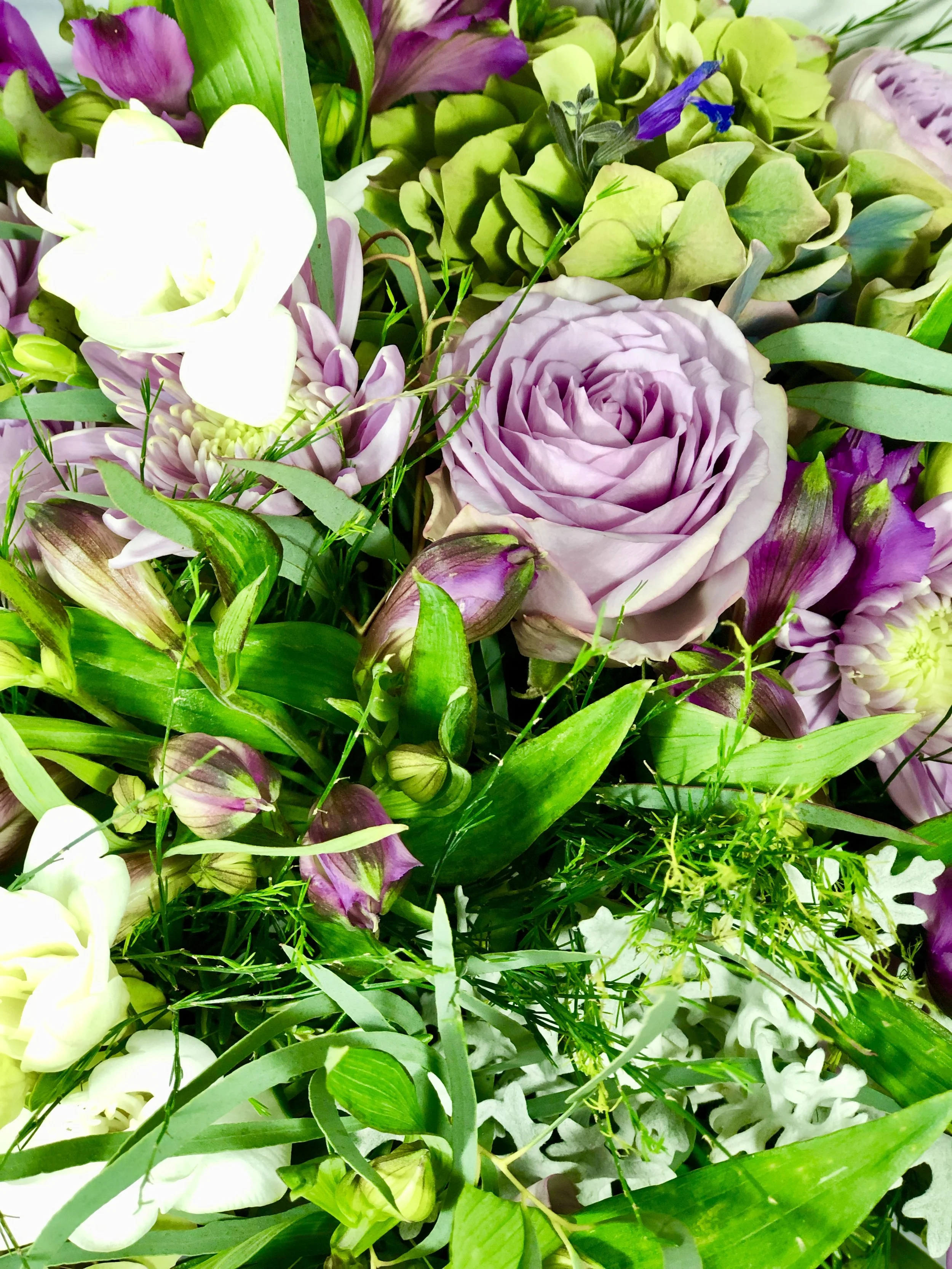 MOTHERS' DAY EARLY BIRD SPECIAL
