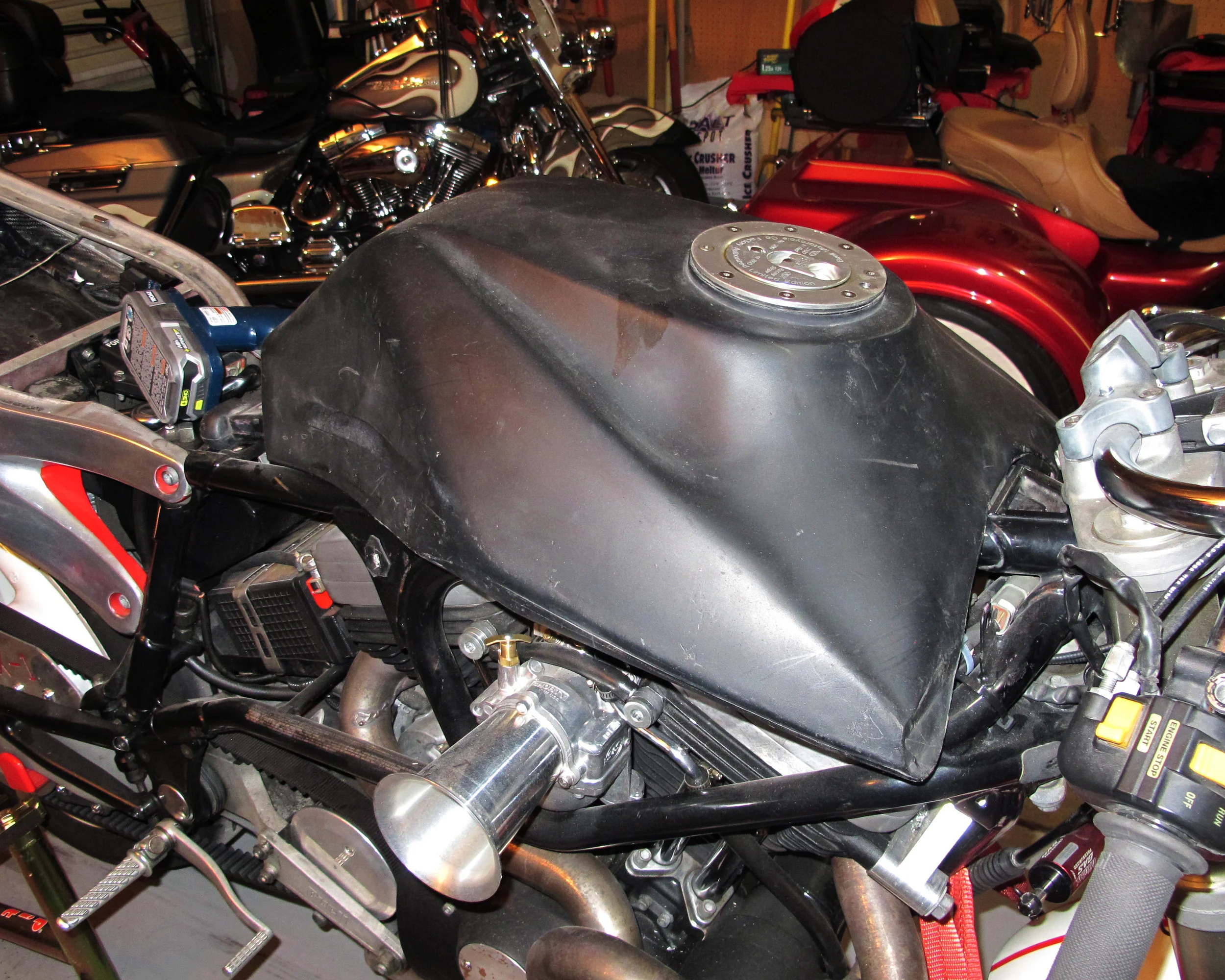 fuel tank.jpg
