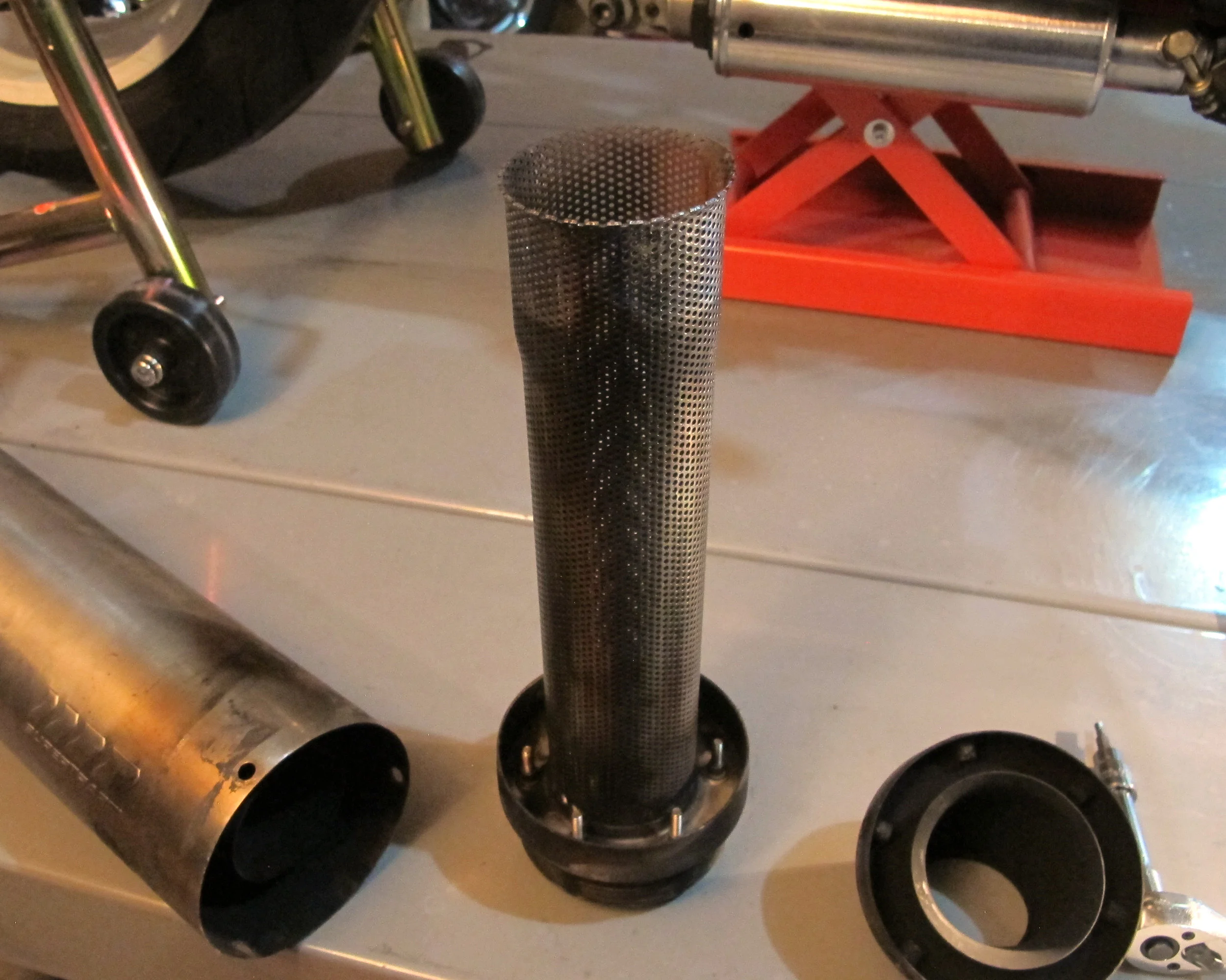 perferated tube.jpg
