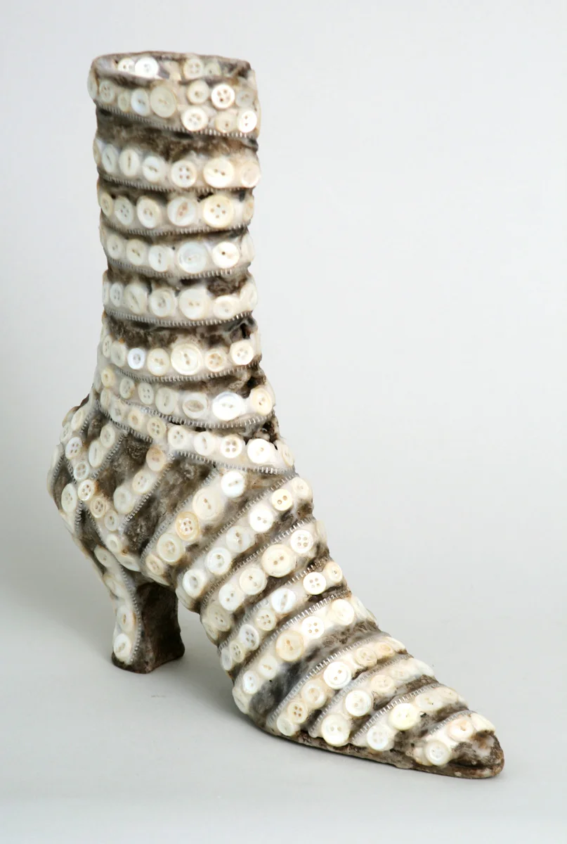 For Pearl, 2009, mixed media sculpture with encaustic, 12 x 11 x 3 inches