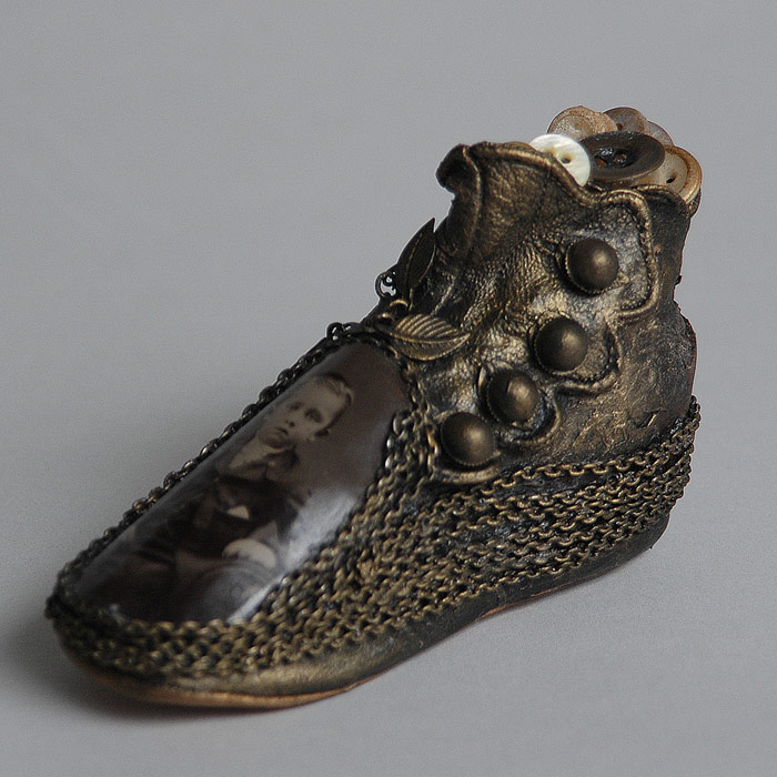 His Tiny Buttons, 2005, mixed media sculpture, 3 x 4.5 x 2 inches