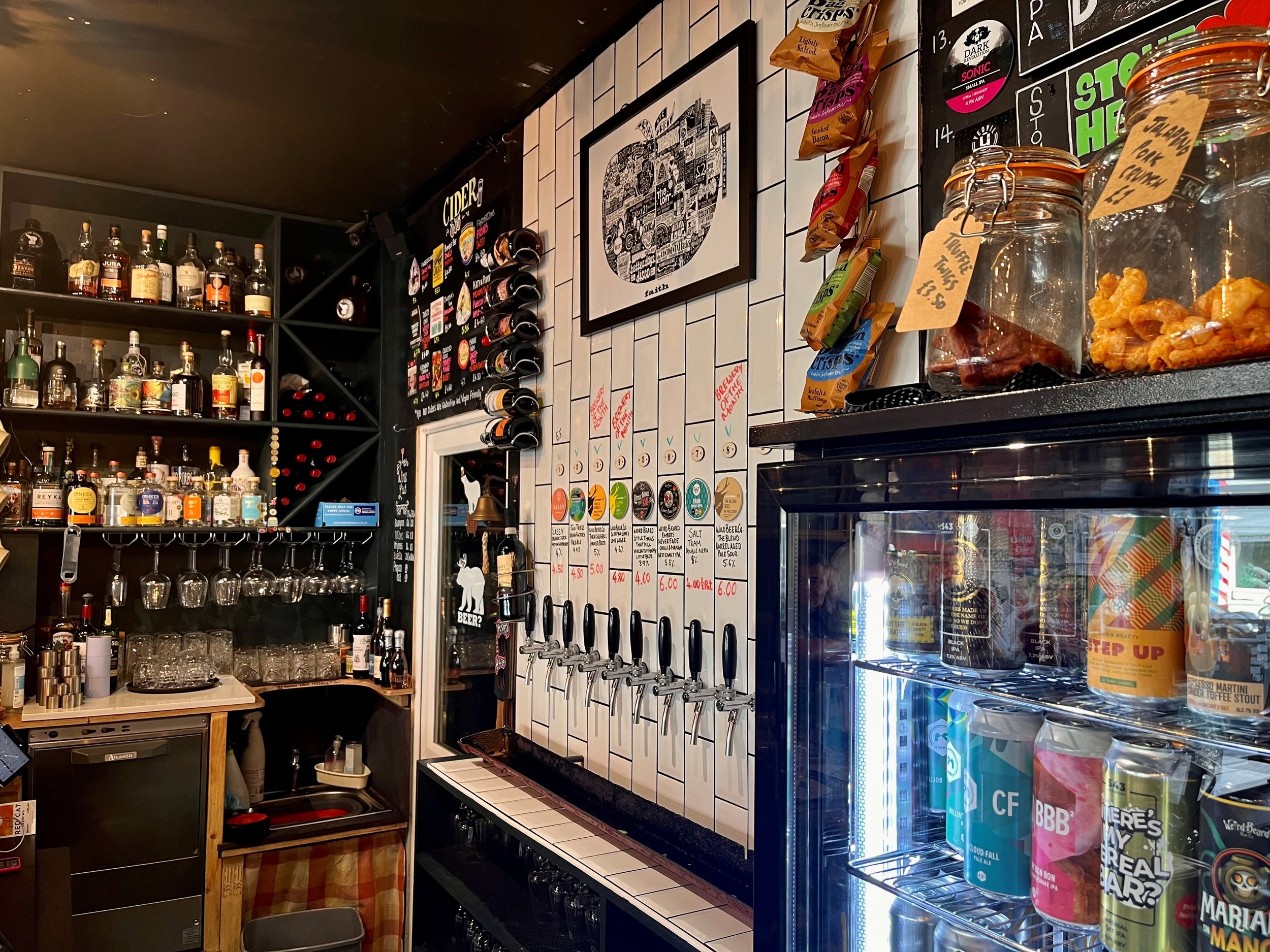 bar 1.jpg